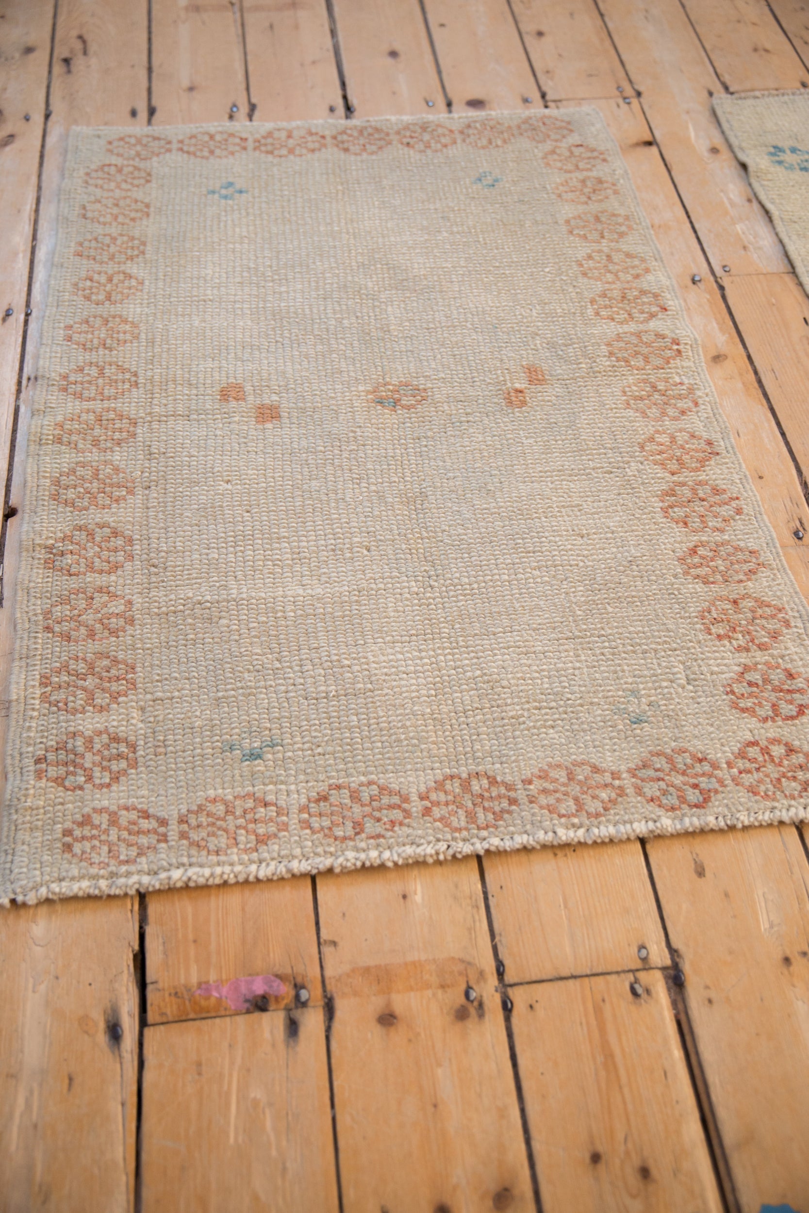 Distressed Oushak Rug // ONH Item: 12869, Image 5