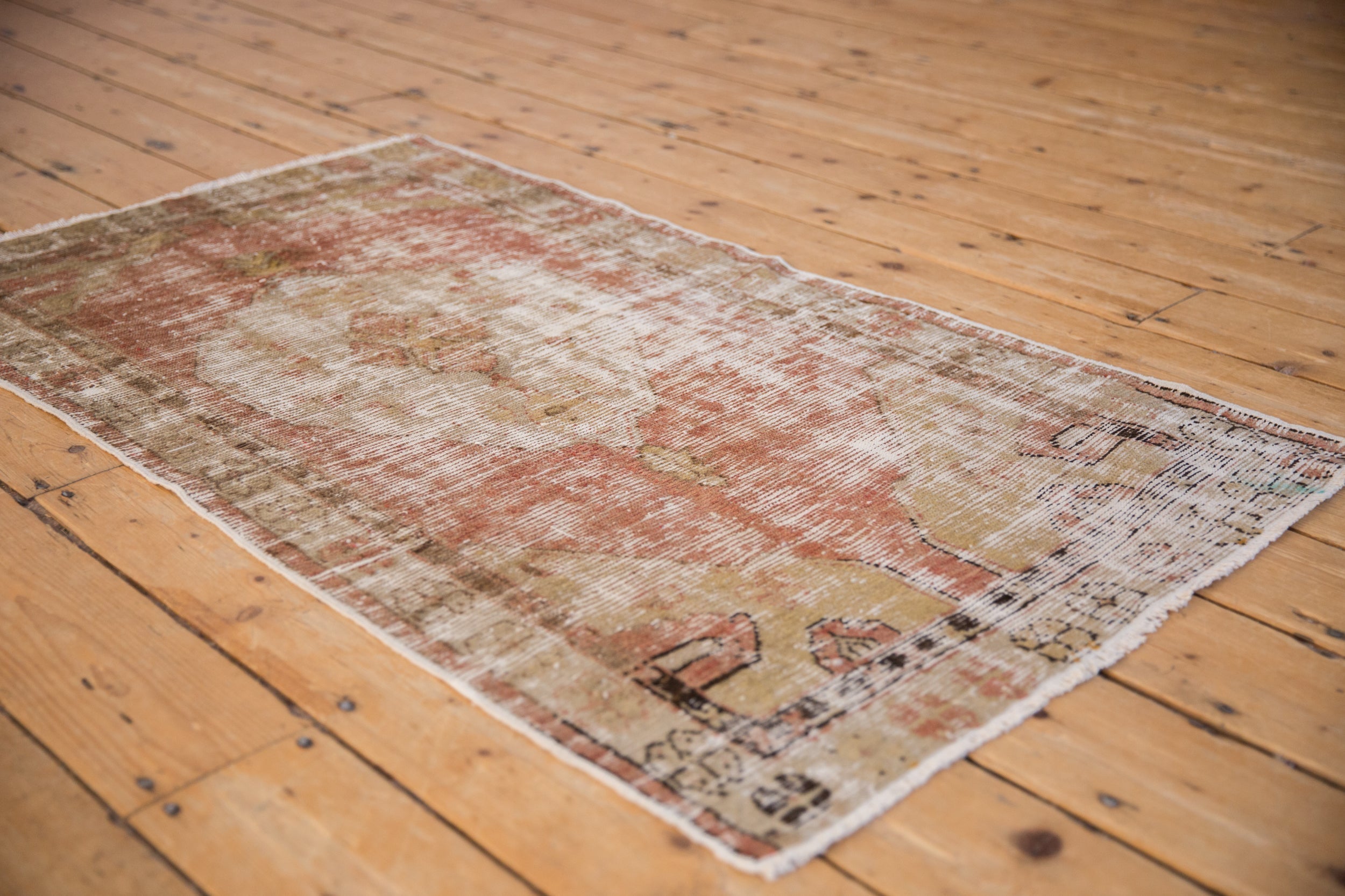 Vintage Distressed Oushak Rug // ONH Item: 12878, Image 3
