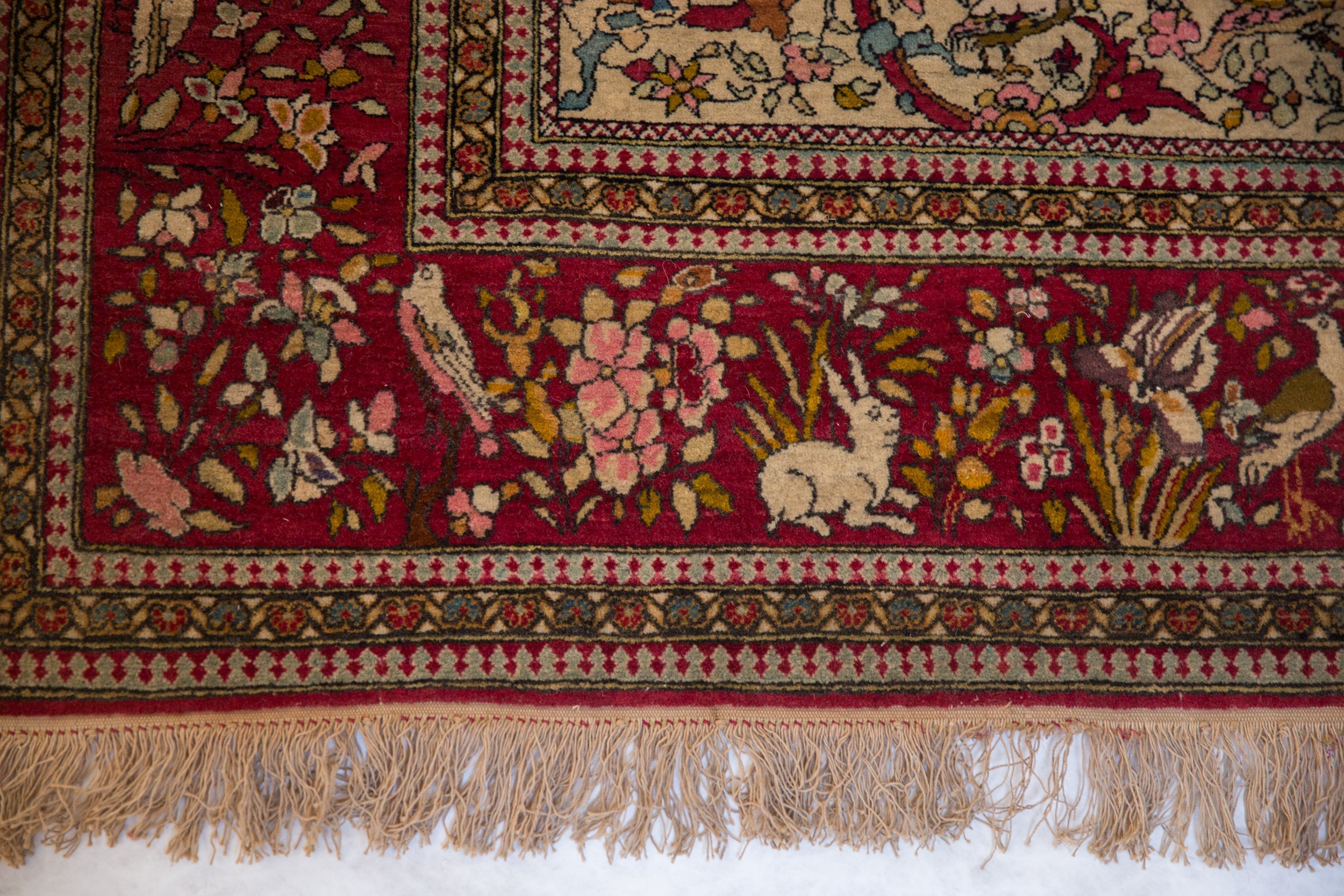 Antique Isfahan Rug // ONH Item: 12883, Image 7