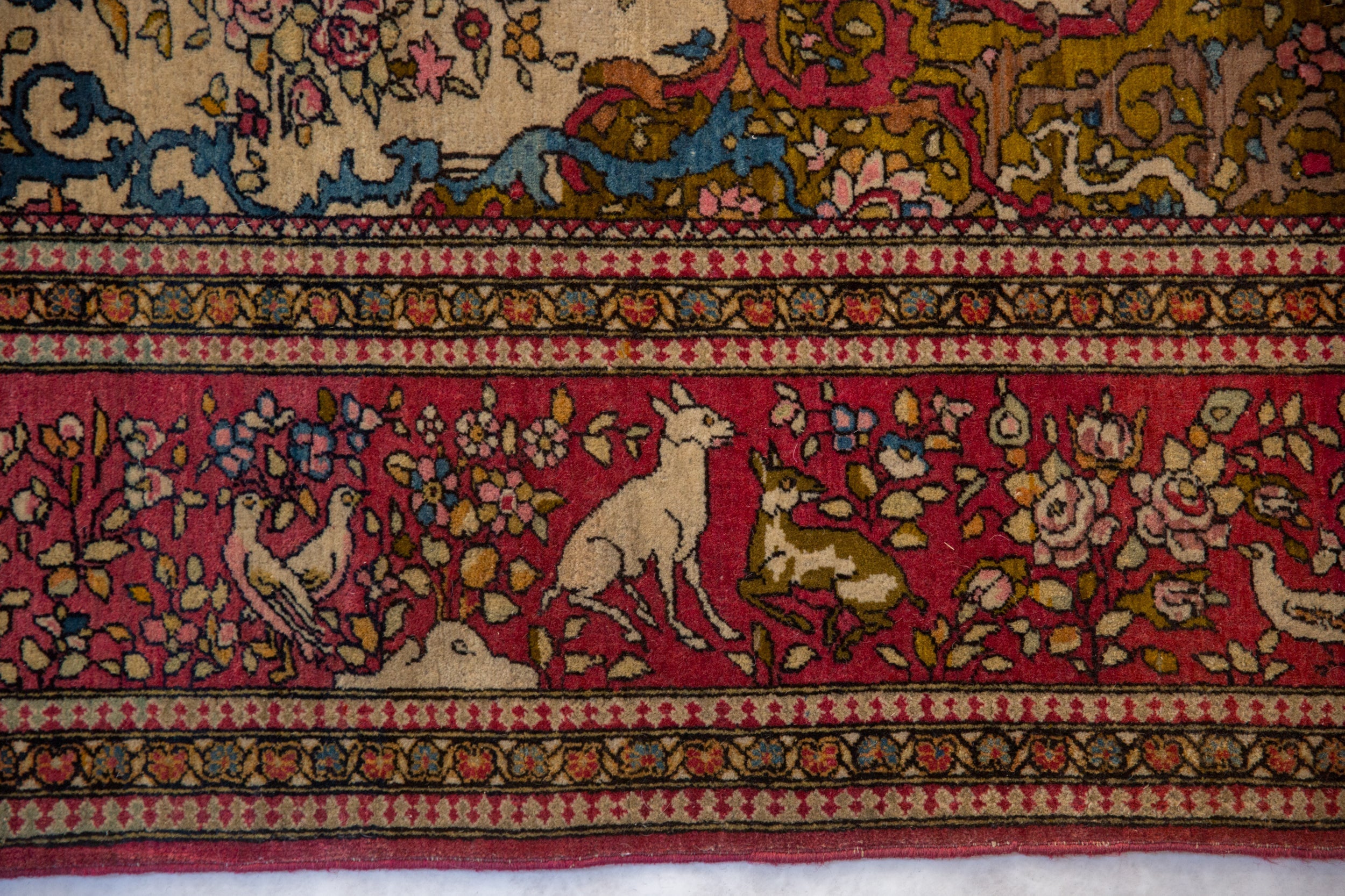 Antique Isfahan Rug // ONH Item: 12883, Image 10