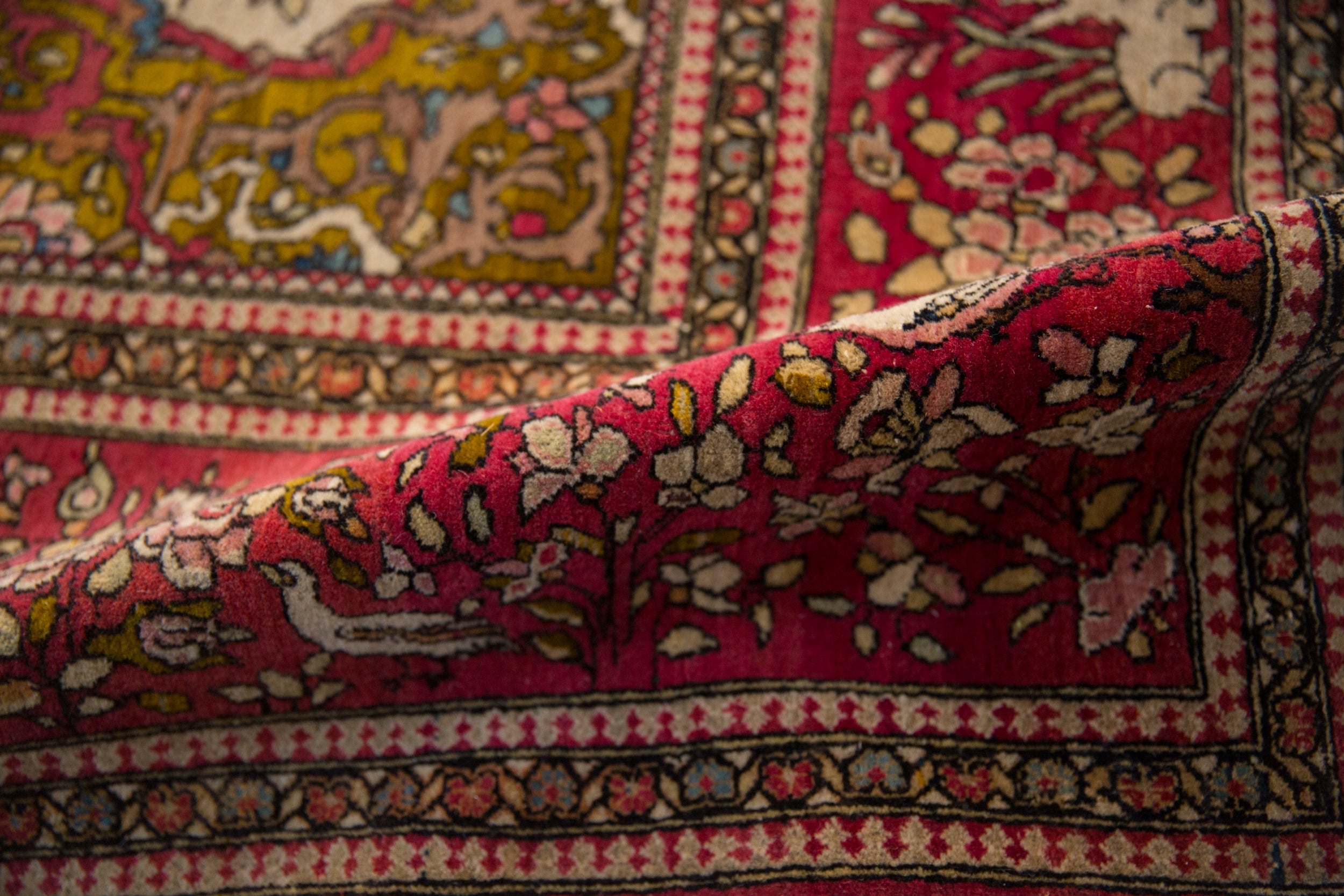 Antique Isfahan Rug // ONH Item: 12883, Image 14