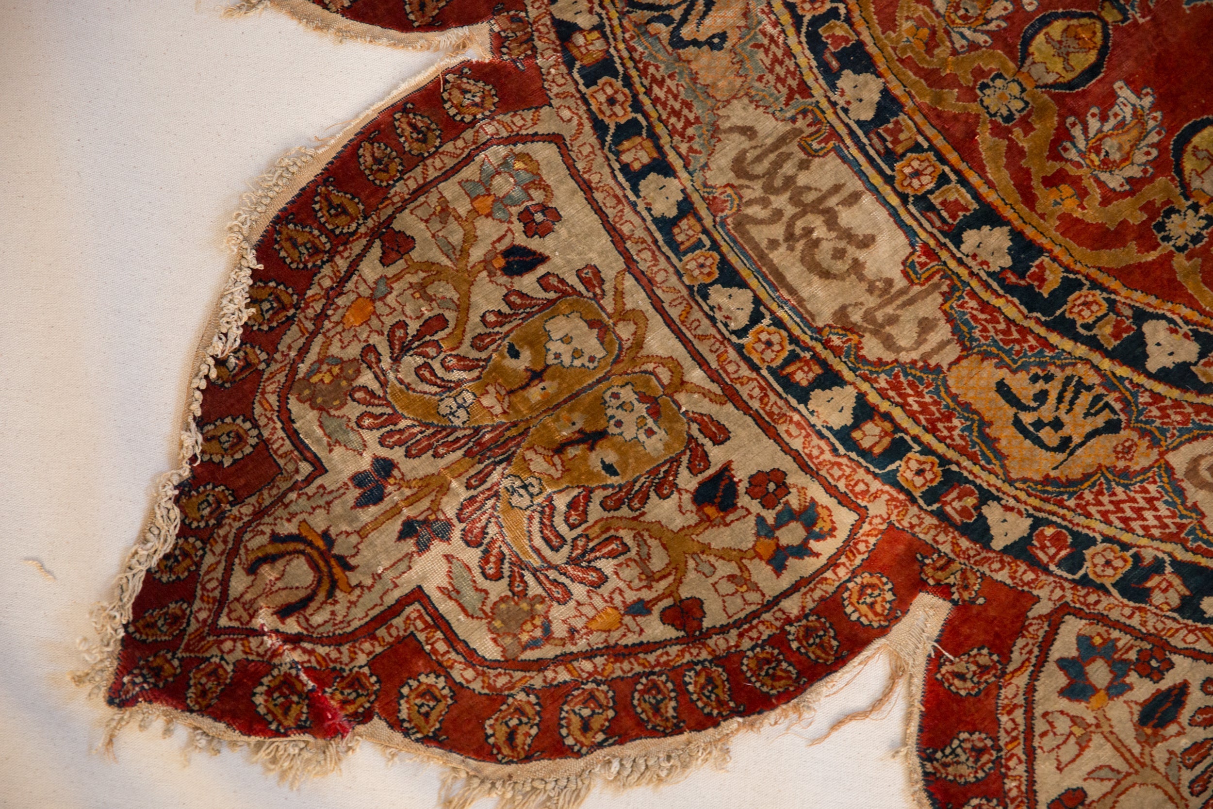 Antique Silk Tabriz Round Rug // ONH Item: 12885, Image 5