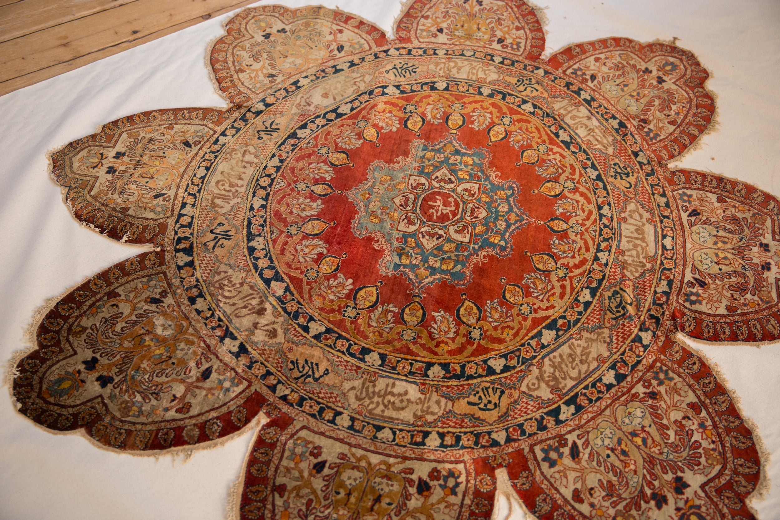 Antique Silk Tabriz Round Rug // ONH Item: 12885, Image 7