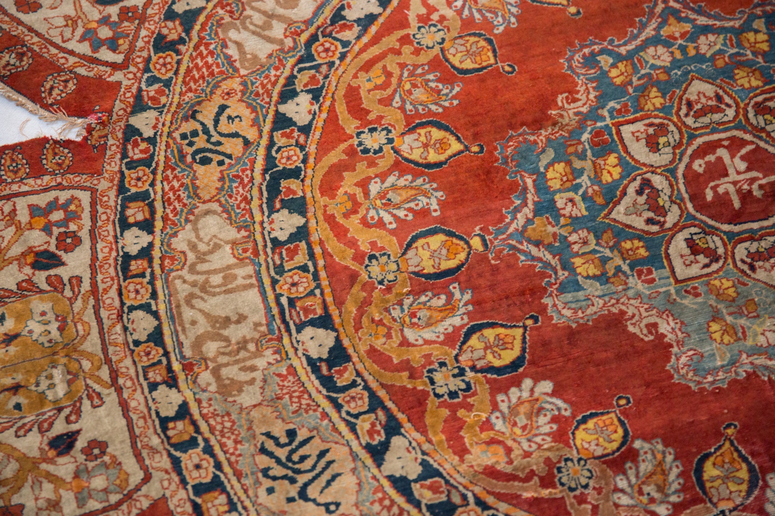 Antique Silk Tabriz Round Rug // ONH Item: 12885, Image 11