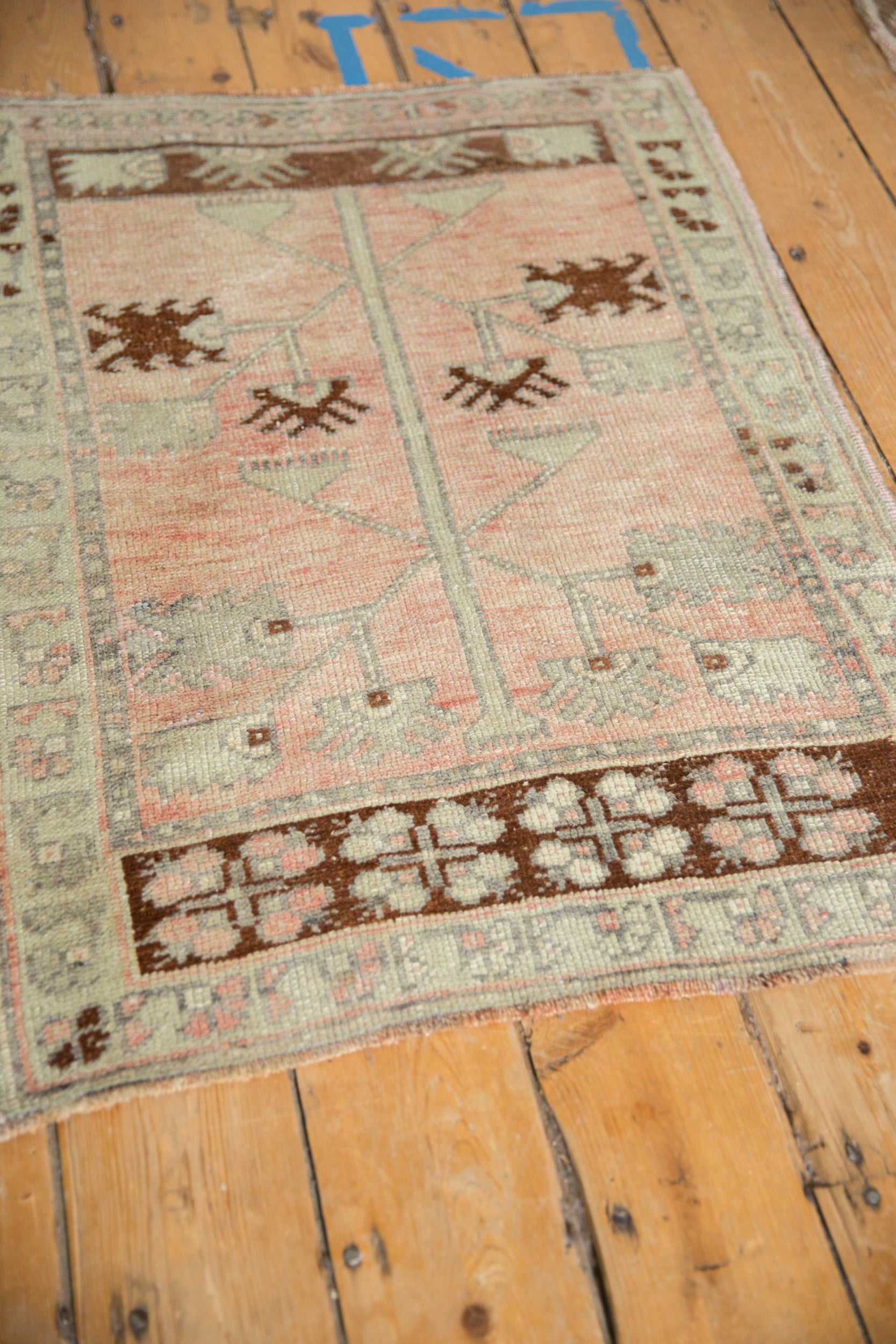 2.5x3.5 Vintage Distressed Oushak Rug // ONH Item 12890, Image 3