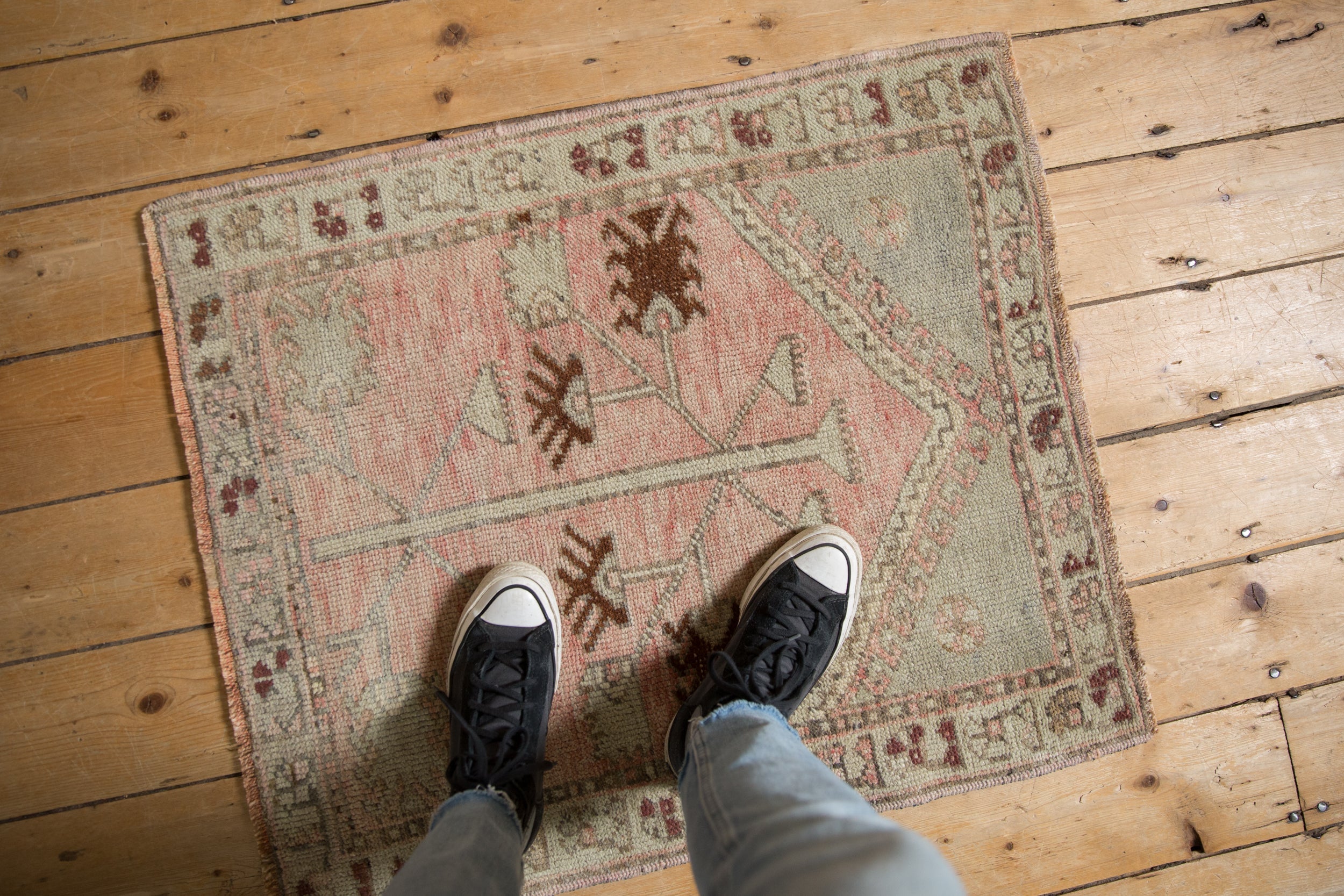 2.5x3 Vintage Distressed Oushak Square Rug // ONH Item 12891, Image 1