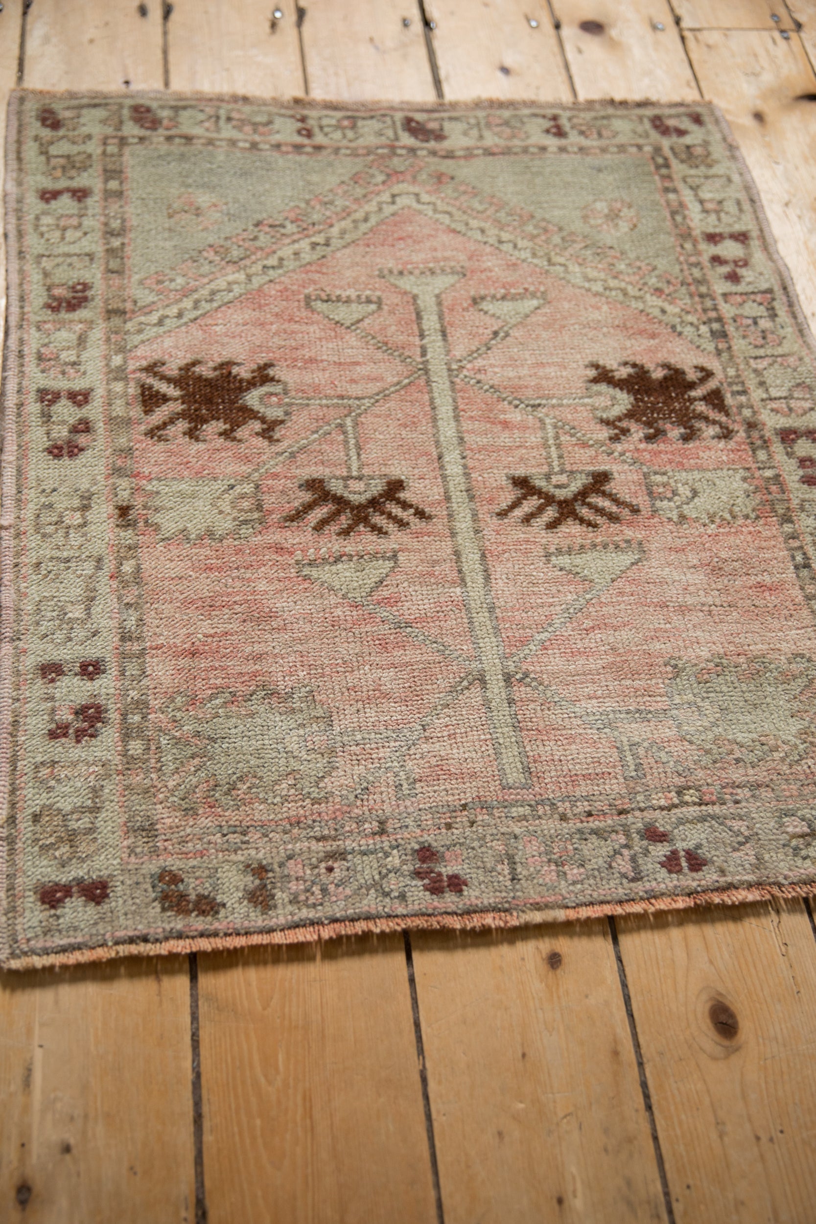 2.5x3 Vintage Distressed Oushak Square Rug // ONH Item 12891, Image 5
