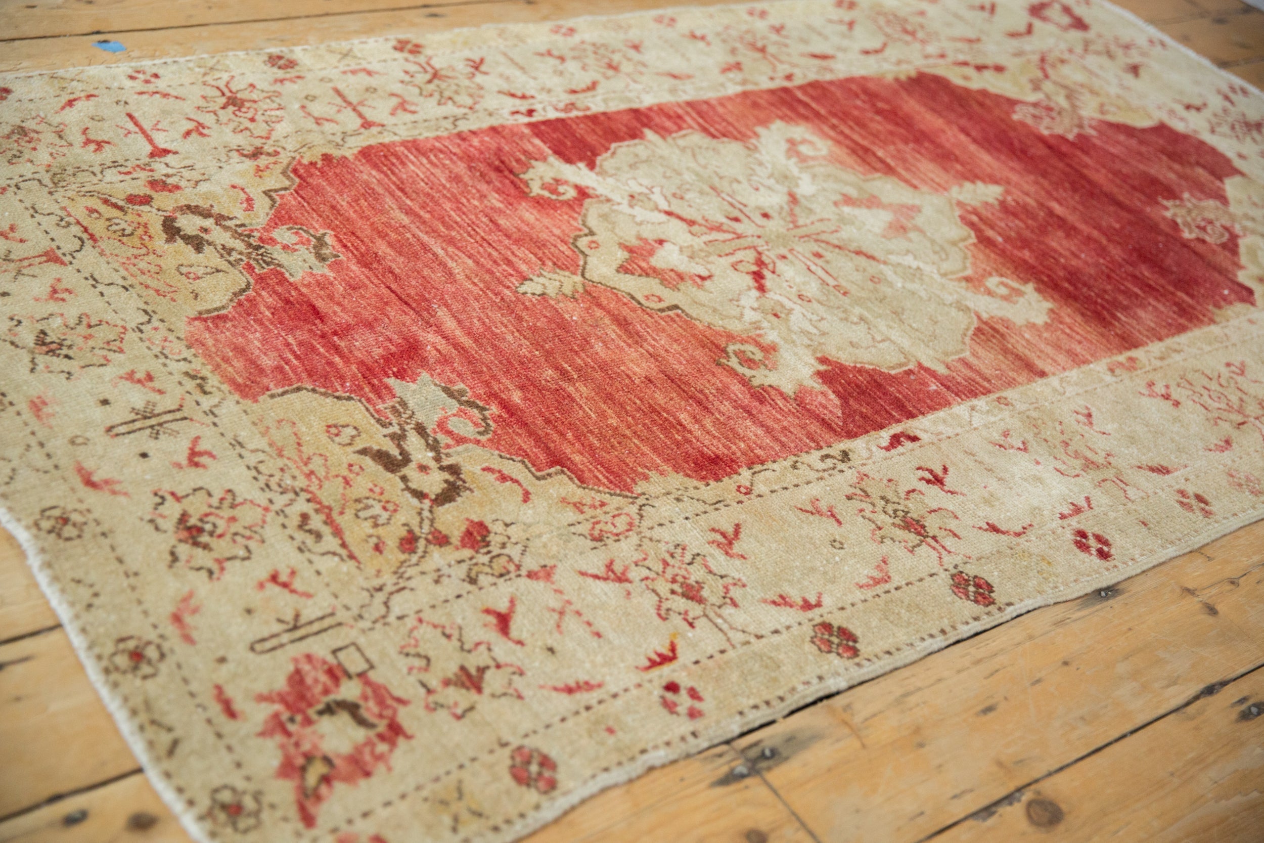 3.5x6 Vintage Distressed Anatolian Rug // ONH Item 12905, Image 4