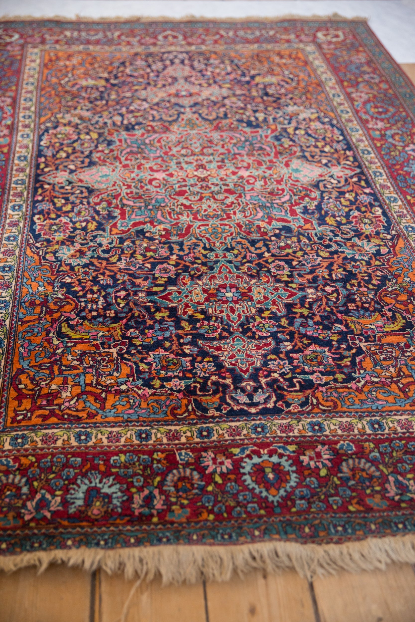 Antique Fine Kashan Rug // ONH Item: 12913, Image 3