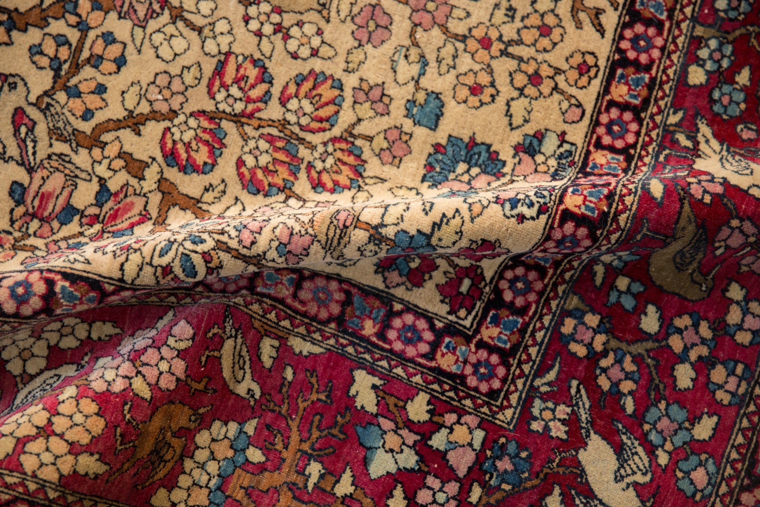 Antique Fine Isfahan Rug // ONH Item: 12914, Image 10