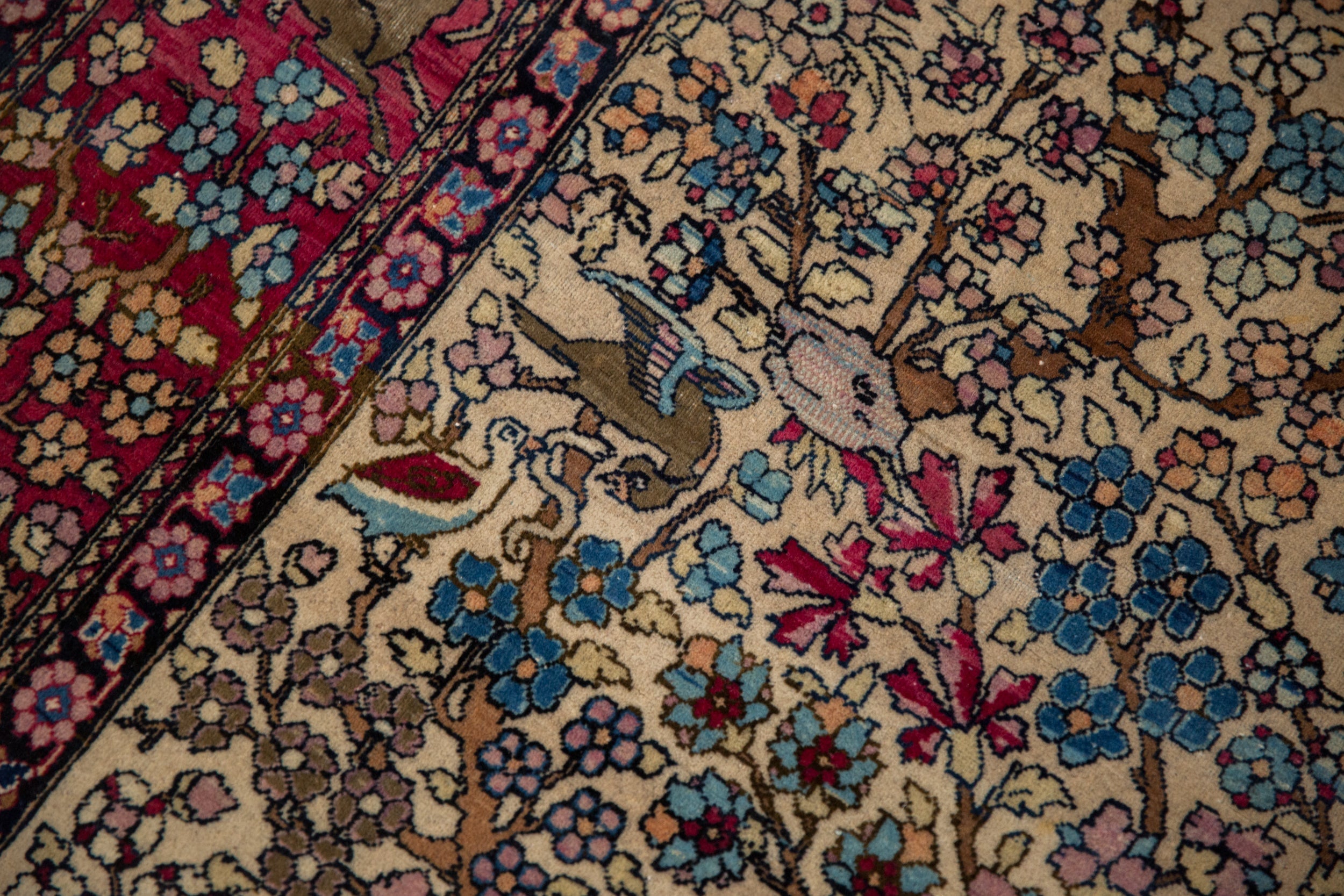 Antique Fine Isfahan Rug // ONH Item: 12914, Image 13
