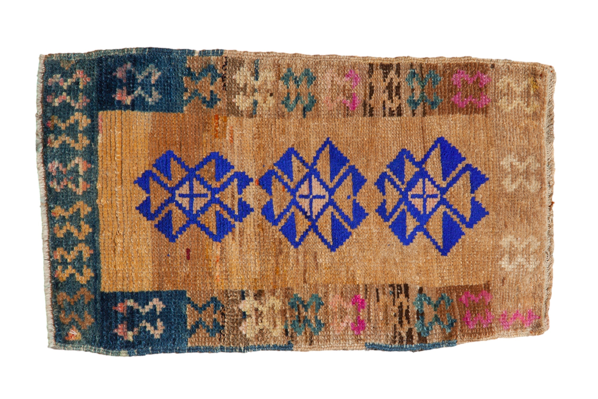 1.5x2.5 Vintage Distressed Kars Rug Mat // ONH Item 129221