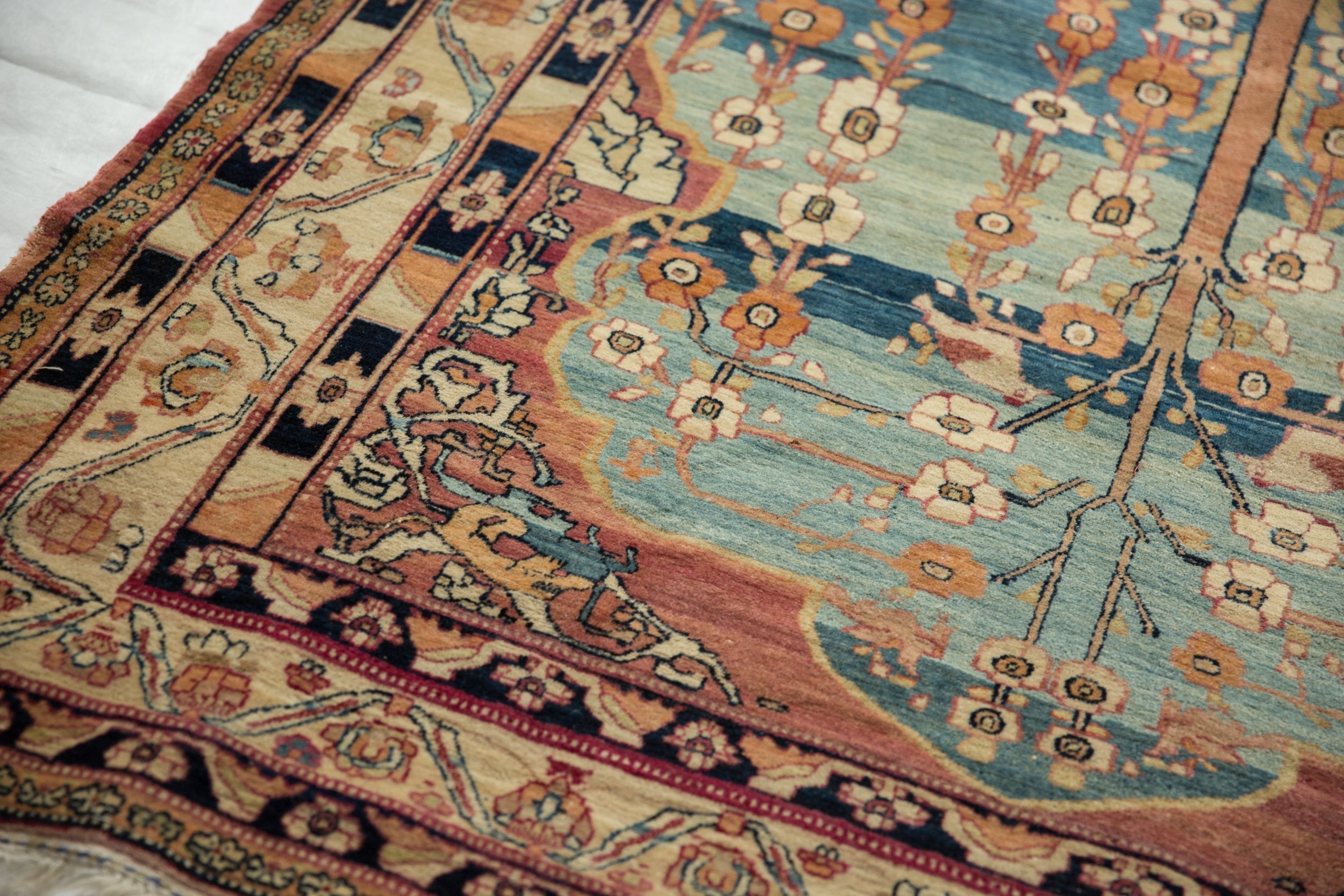 5.5x9.5 Antique Kermanshah Carpet // ONH Item 12925, Image 12