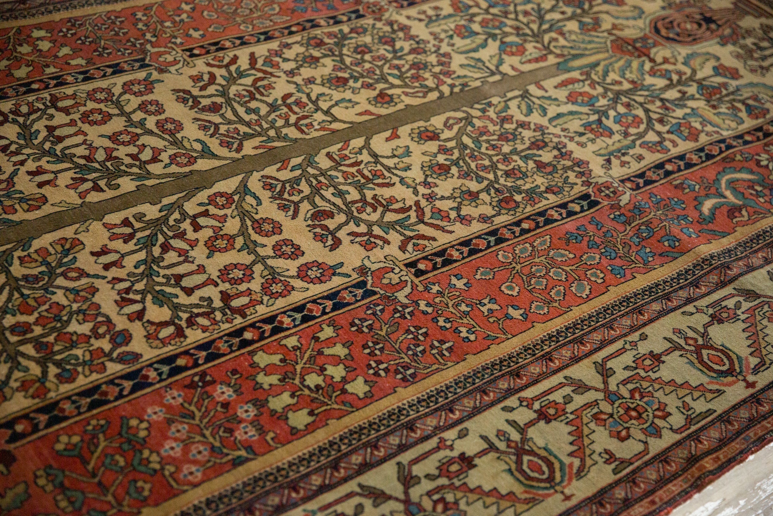 5x9 Antique Fine Fereghan Carpet // ONH Item 12928, Image 7