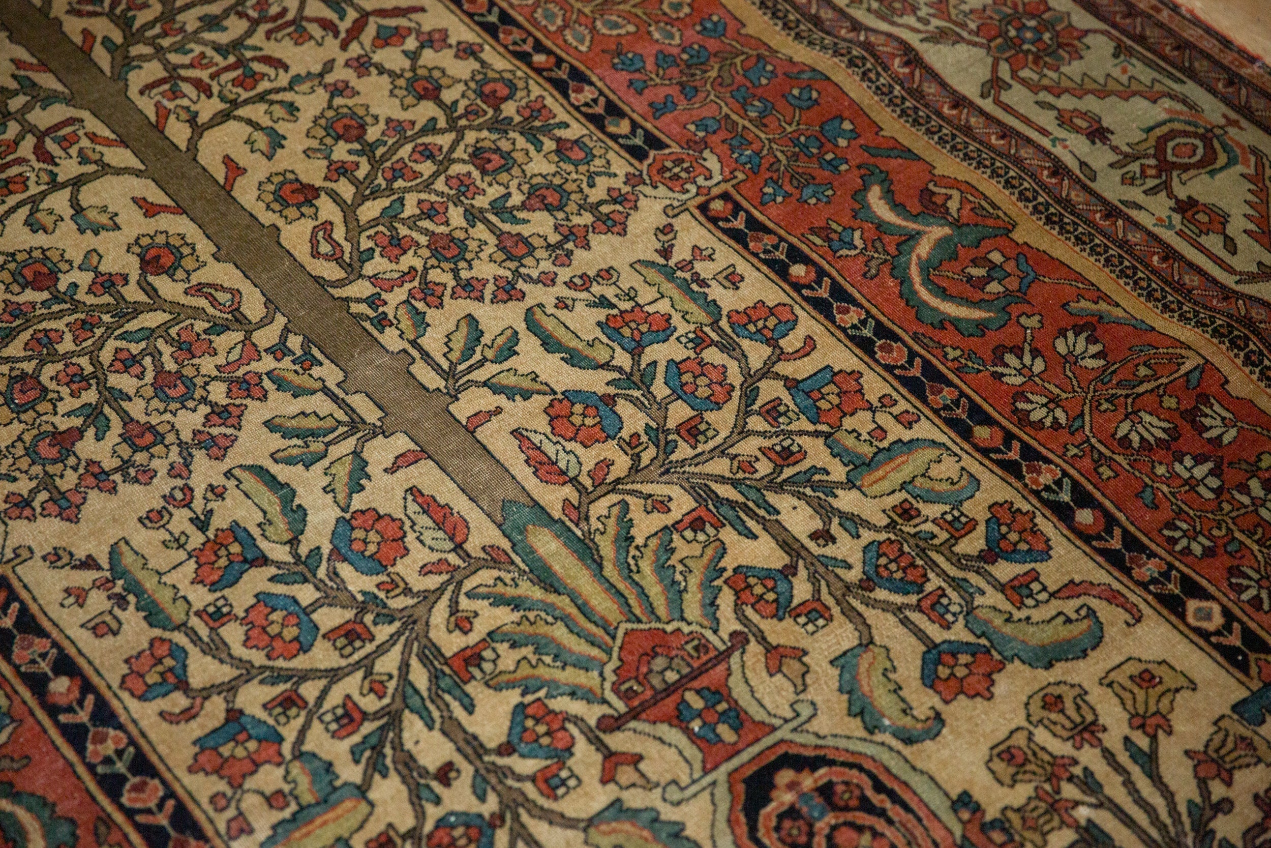 5x9 Antique Fine Fereghan Carpet // ONH Item 12928, Image 9