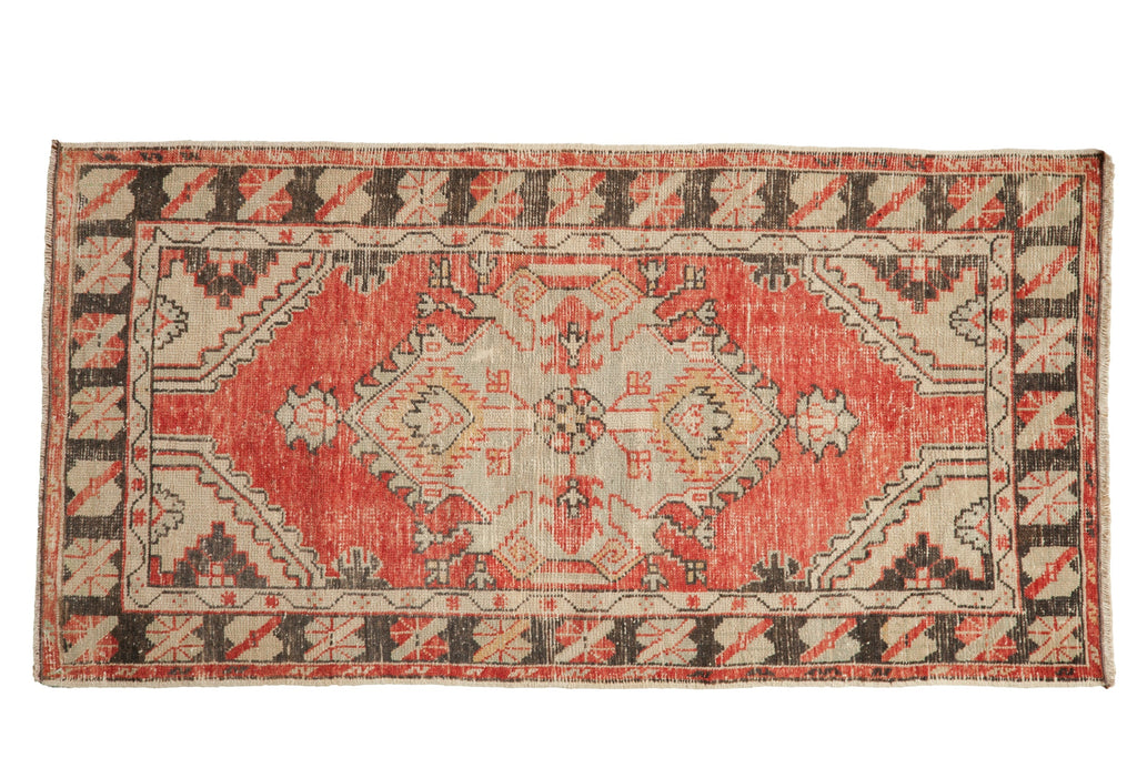 2.5x5.5 Vintage Distressed Oushak Rug Runner // ONH Item 12930