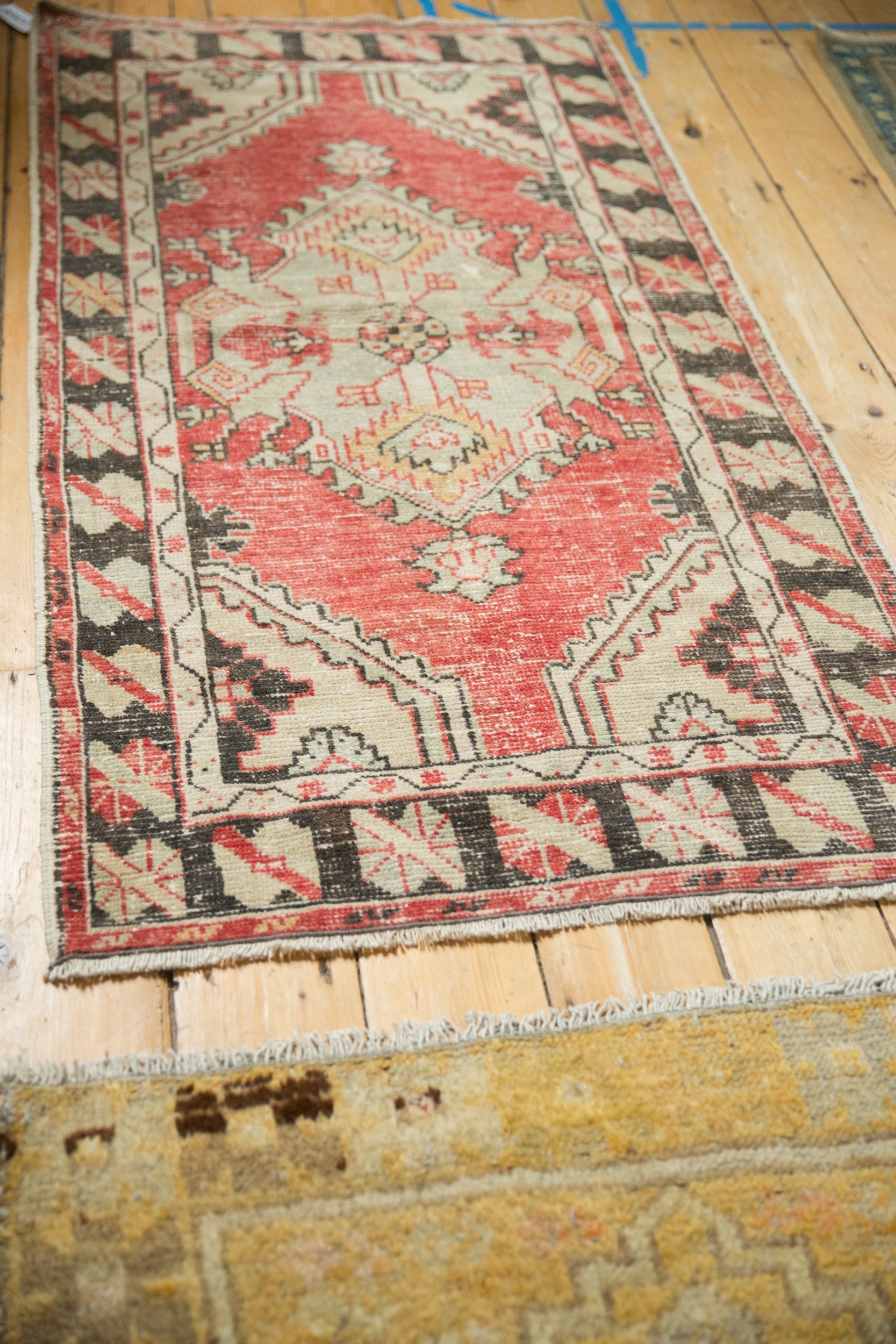 2.5x5.5 Vintage Distressed Oushak Rug Runner // ONH Item 12930, Image 6