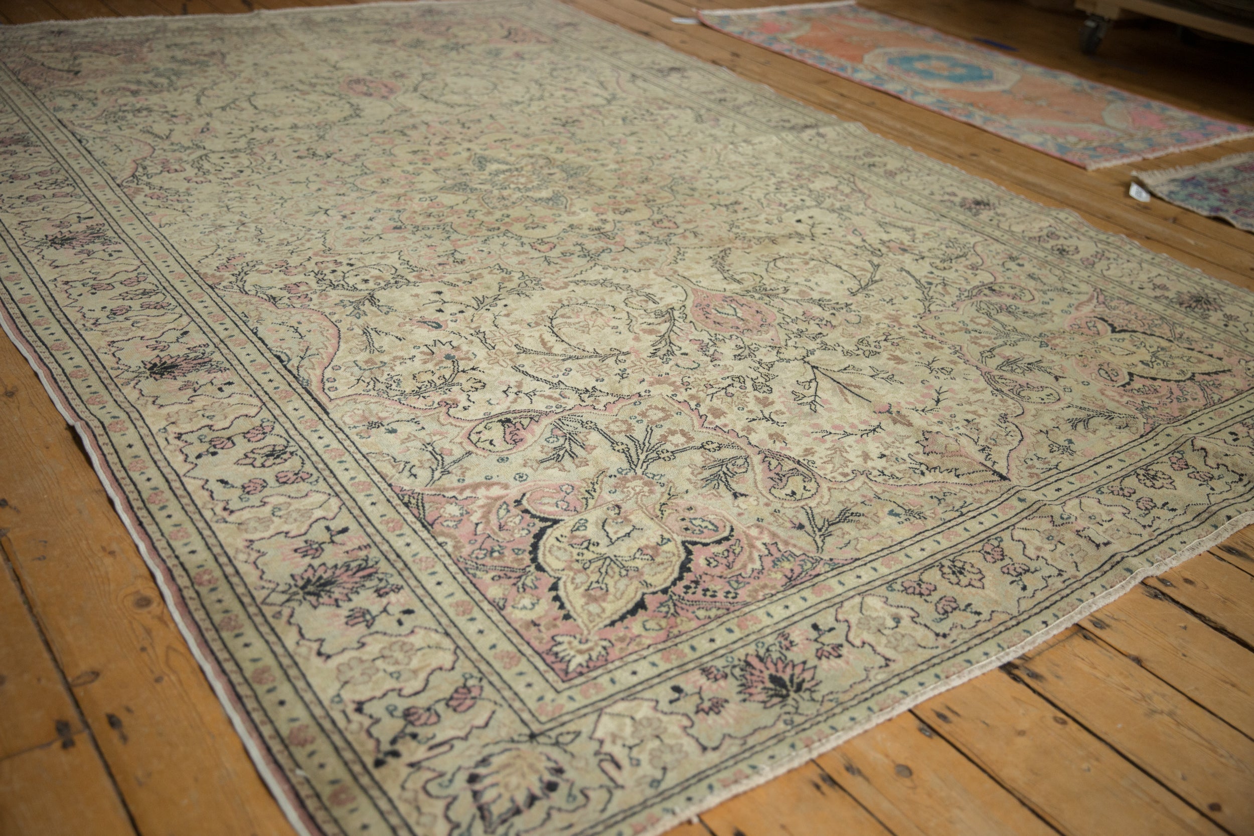 6.5x9.5 Vintage Distressed Kayseri Carpet // ONH Item 12936, Image 3