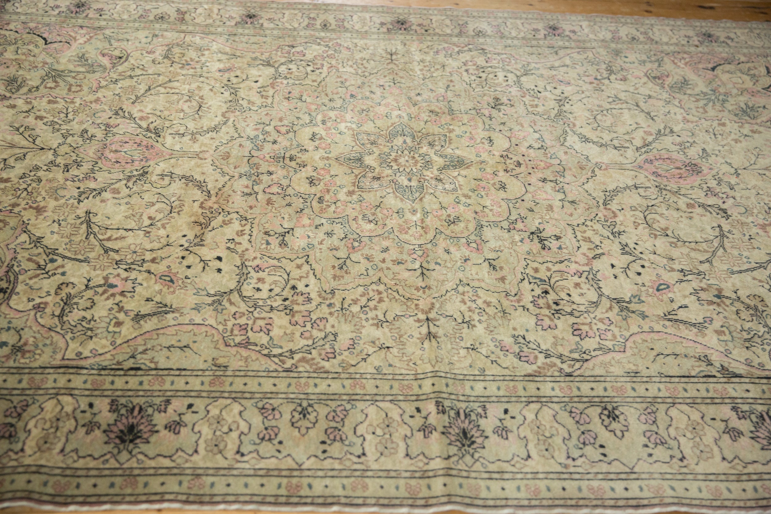 6.5x9.5 Vintage Distressed Kayseri Carpet // ONH Item 12936, Image 5