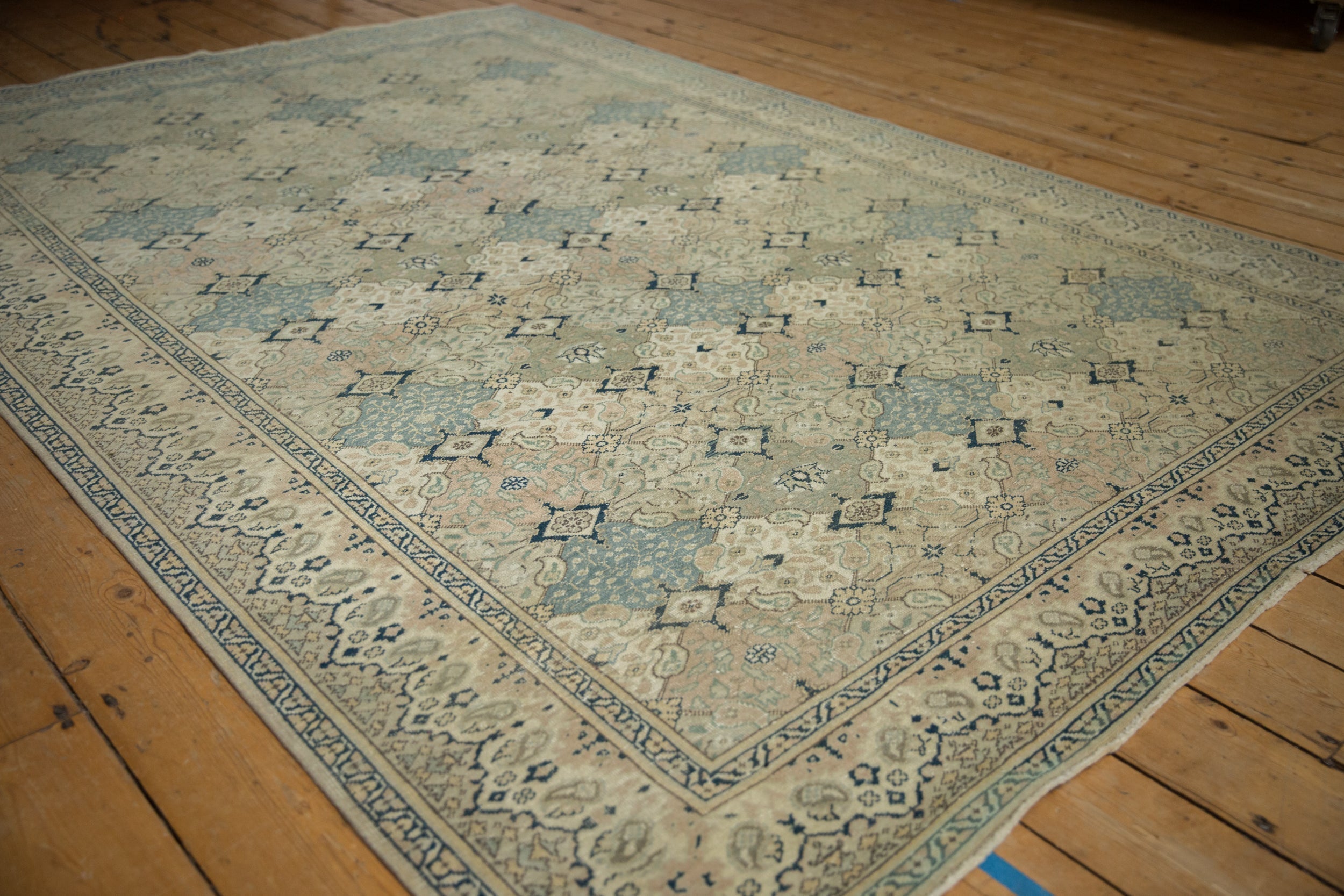 6.5x9.5 Vintage Distressed Kayseri Carpet // ONH Item 12939, Image 3