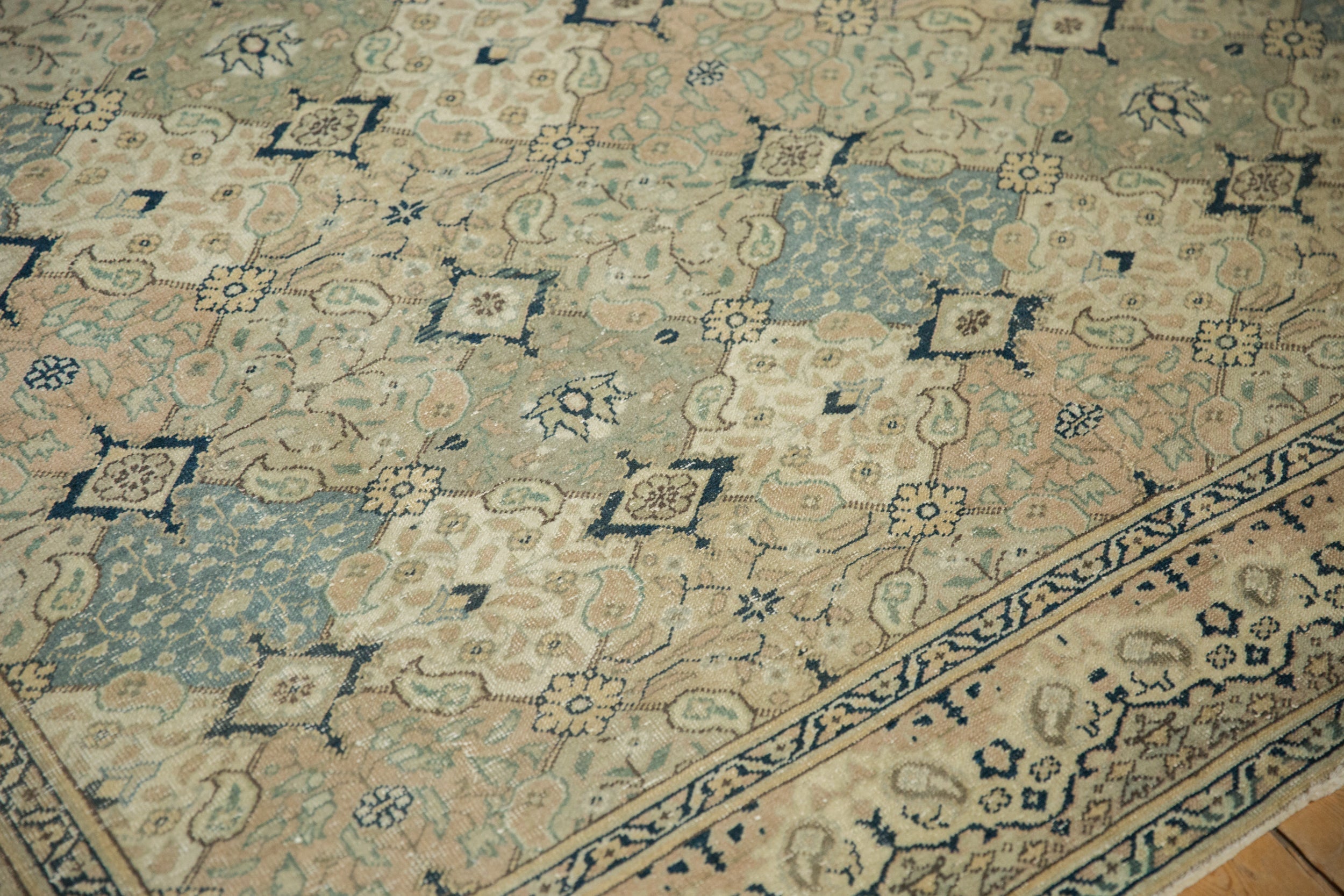 6.5x9.5 Vintage Distressed Kayseri Carpet // ONH Item 12939, Image 4