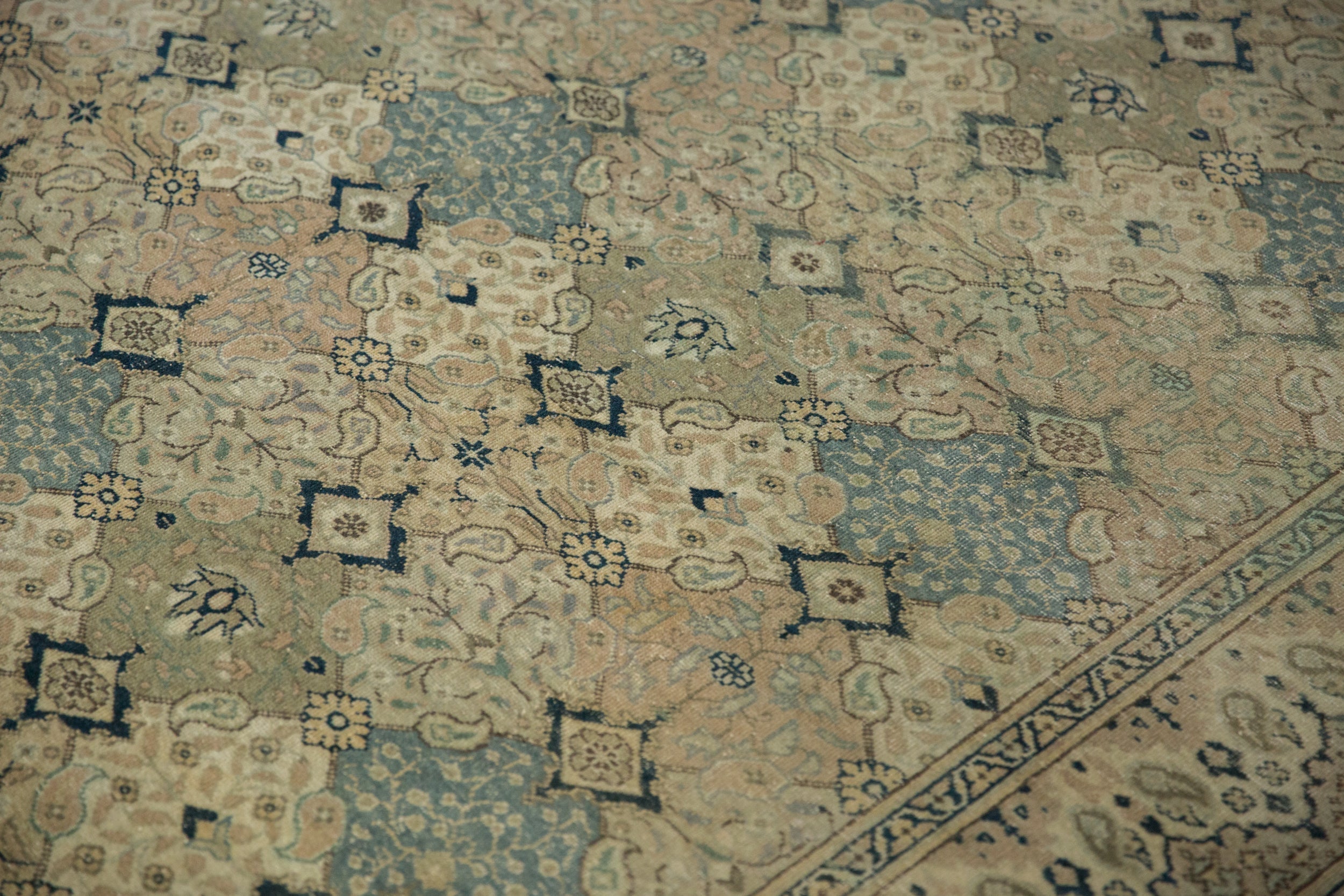 6.5x9.5 Vintage Distressed Kayseri Carpet // ONH Item 12939, Image 6