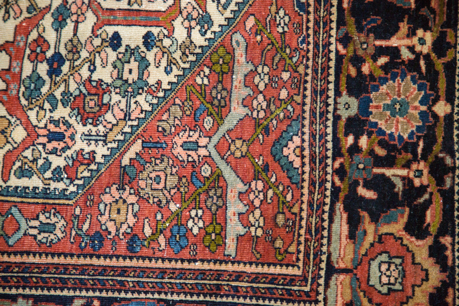 3x5 Antique Fine Farahan Sarouk Rug // ONH Item 1294 Image 4
