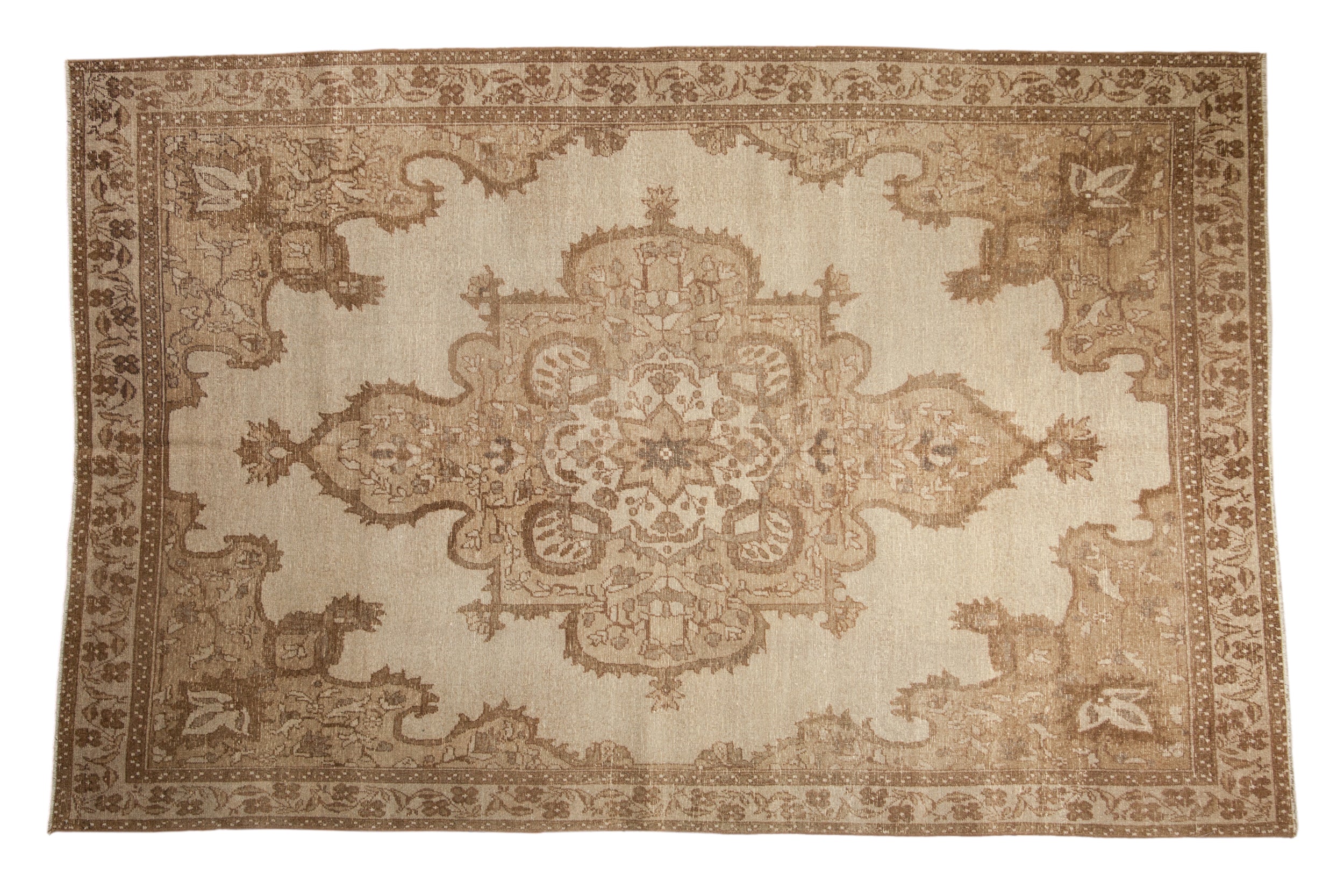 6x9 Vintage Distressed Kars Carpet // ONH Item 12941