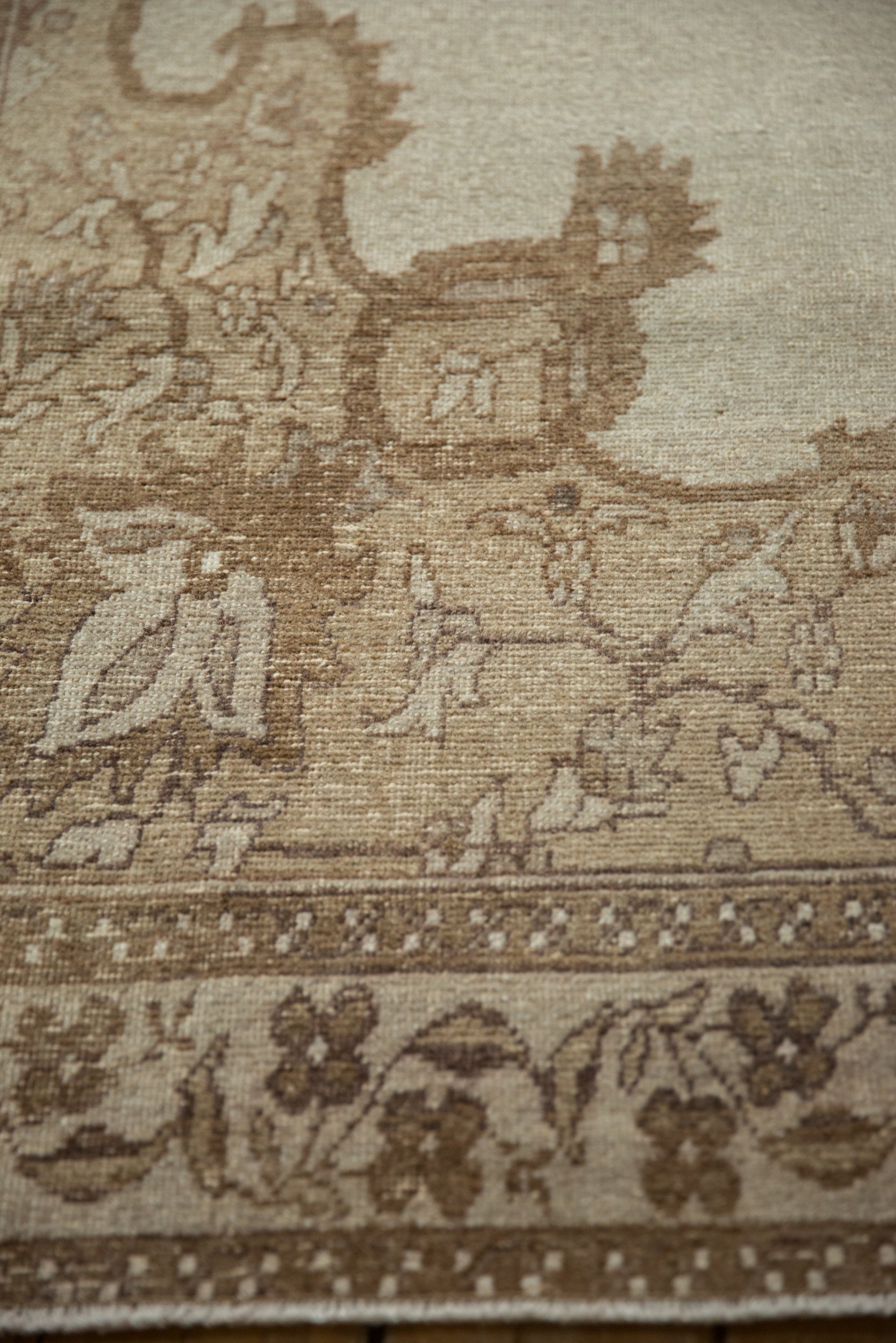 6x9 Vintage Distressed Kars Carpet // ONH Item 12941, Image 7