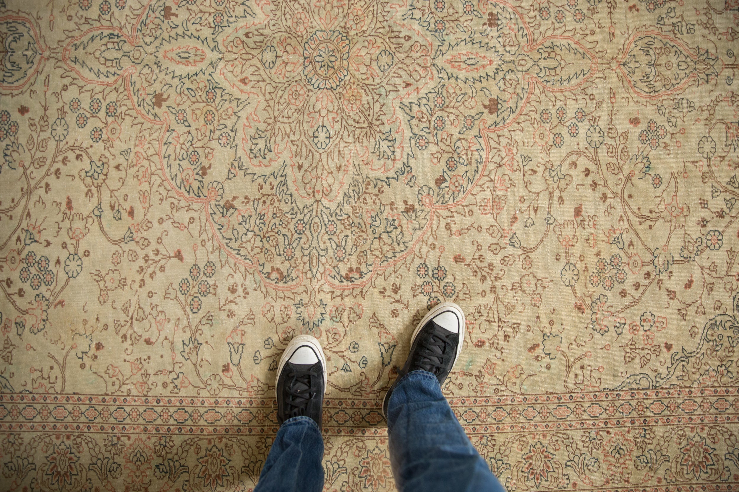 6.5x9.5 Vintage Distressed Sparta Carpet // ONH Item 12948, Image 1