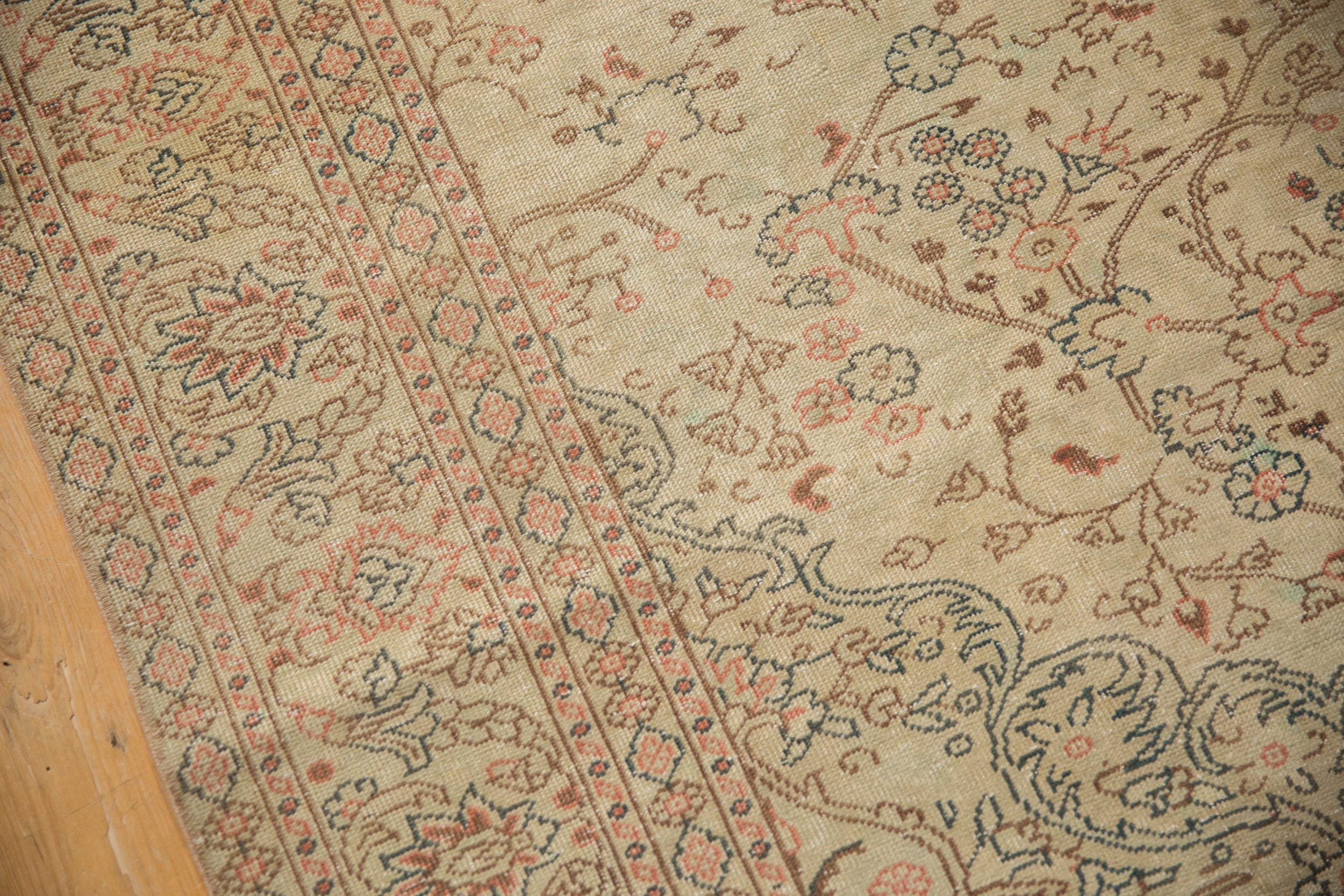 6.5x9.5 Vintage Distressed Sparta Carpet // ONH Item 12948, Image 7