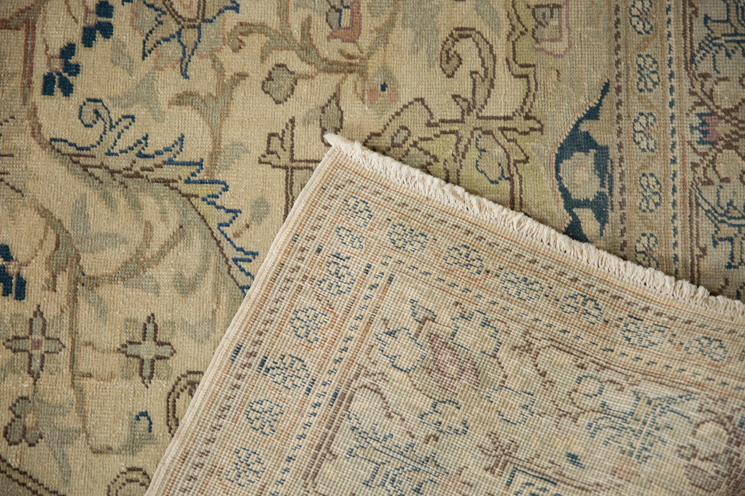 6.5x9.5 Vintage Distressed Kayseri Carpet // ONH Item 12951, Image 10