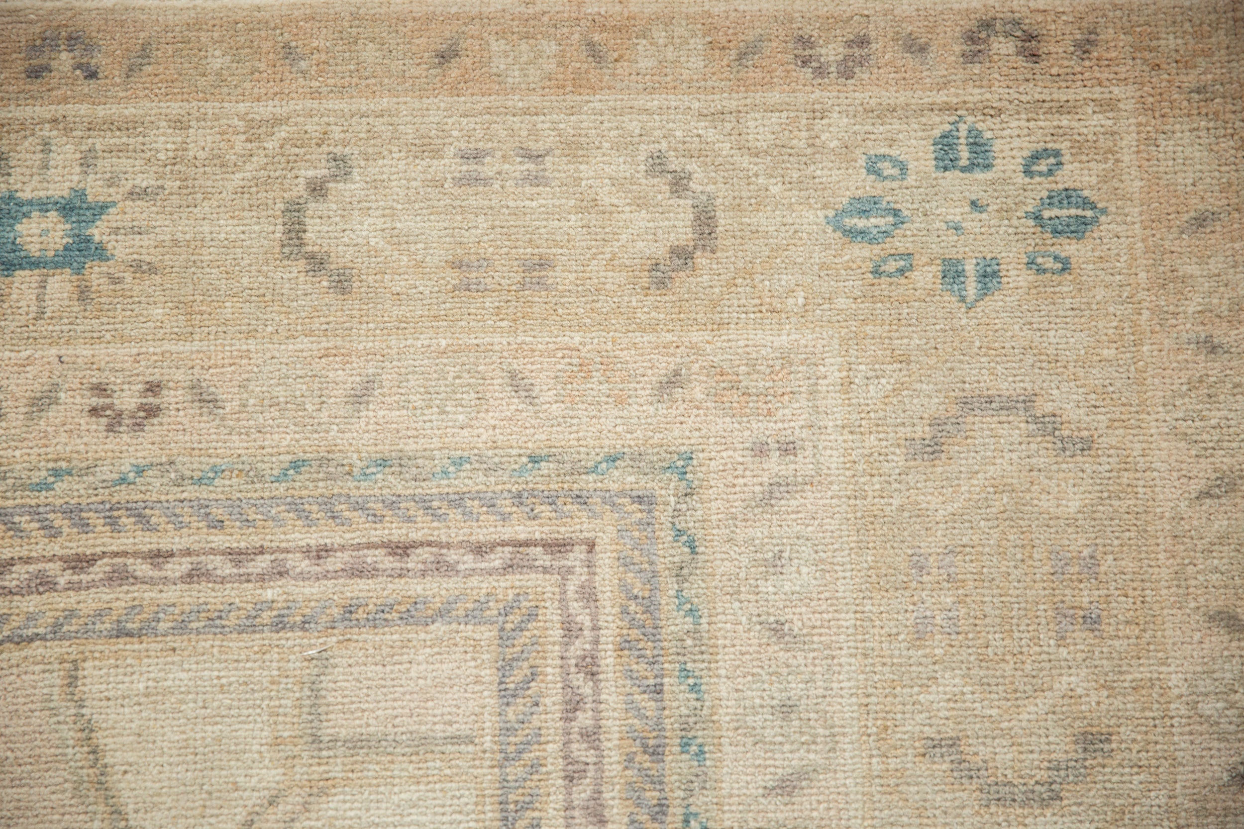 5x9 Vintage Distressed Oushak Carpet // ONH Item 12954, Image 3