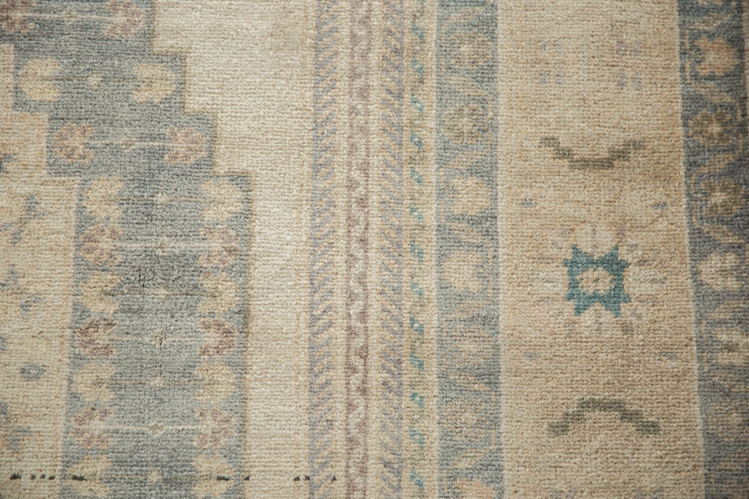 5x9 Vintage Distressed Oushak Carpet // ONH Item 12954, Image 11