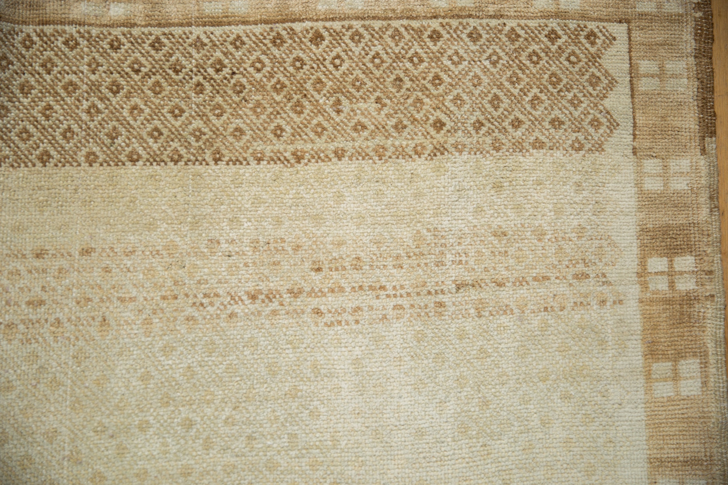 6x10 Vintage Distressed Kars Carpet // ONH Item 12971, Image 2