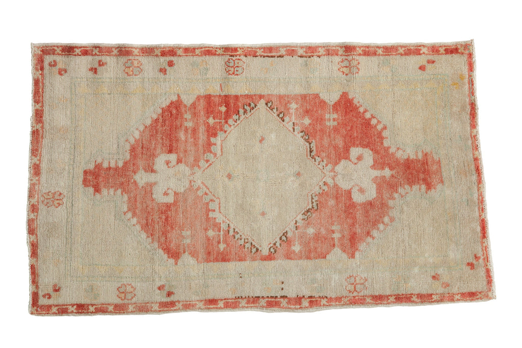 2.5x4.5 Vintage Distressed Oushak Rug // ONH Item 12978