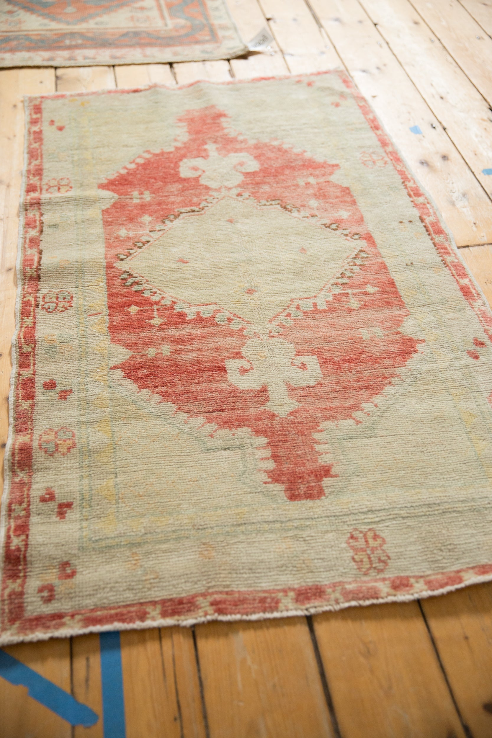 2.5x4.5 Vintage Distressed Oushak Rug // ONH Item 12978, Image 6