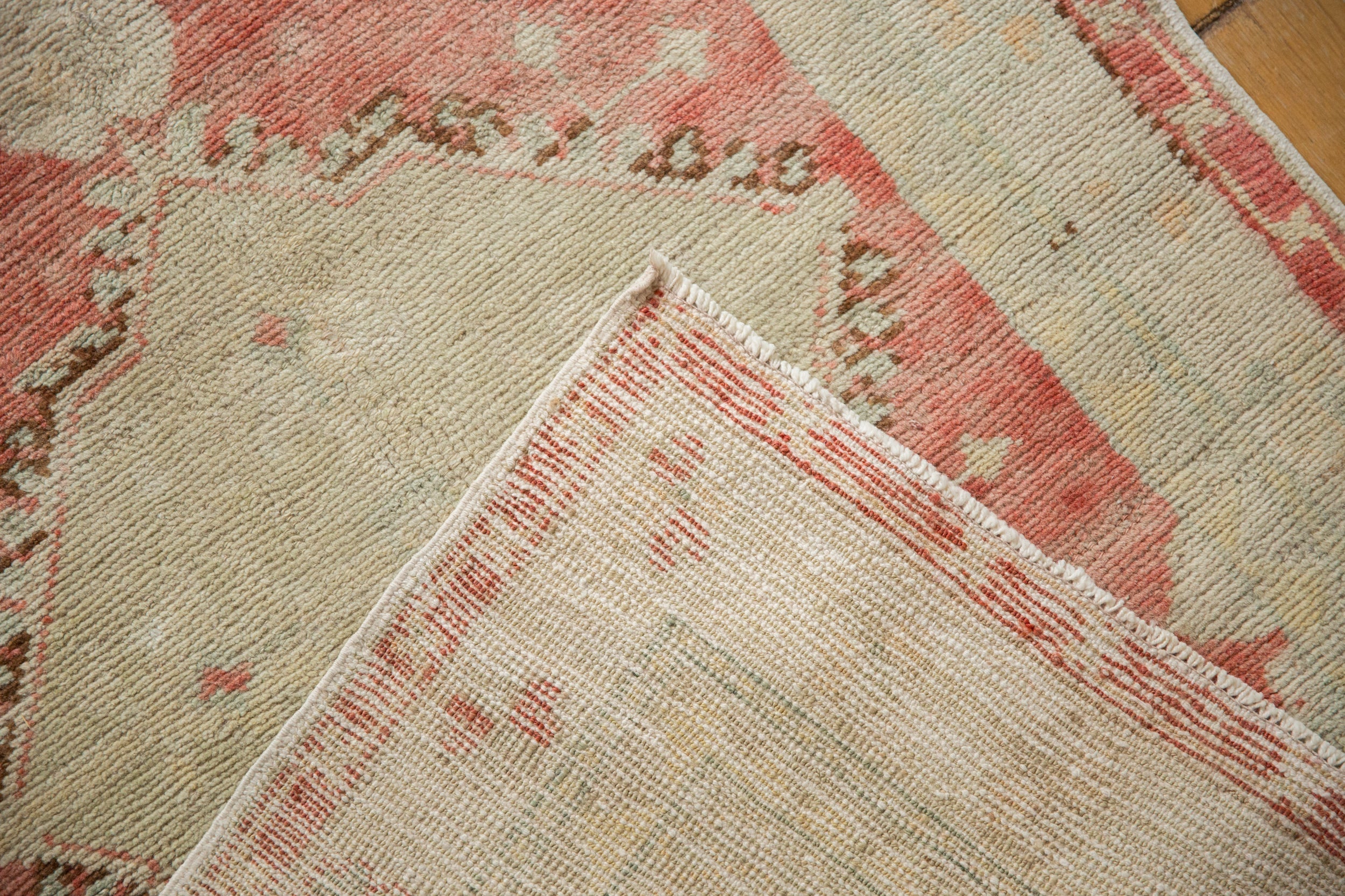 2.5x4.5 Vintage Distressed Oushak Rug // ONH Item 12978, Image 9