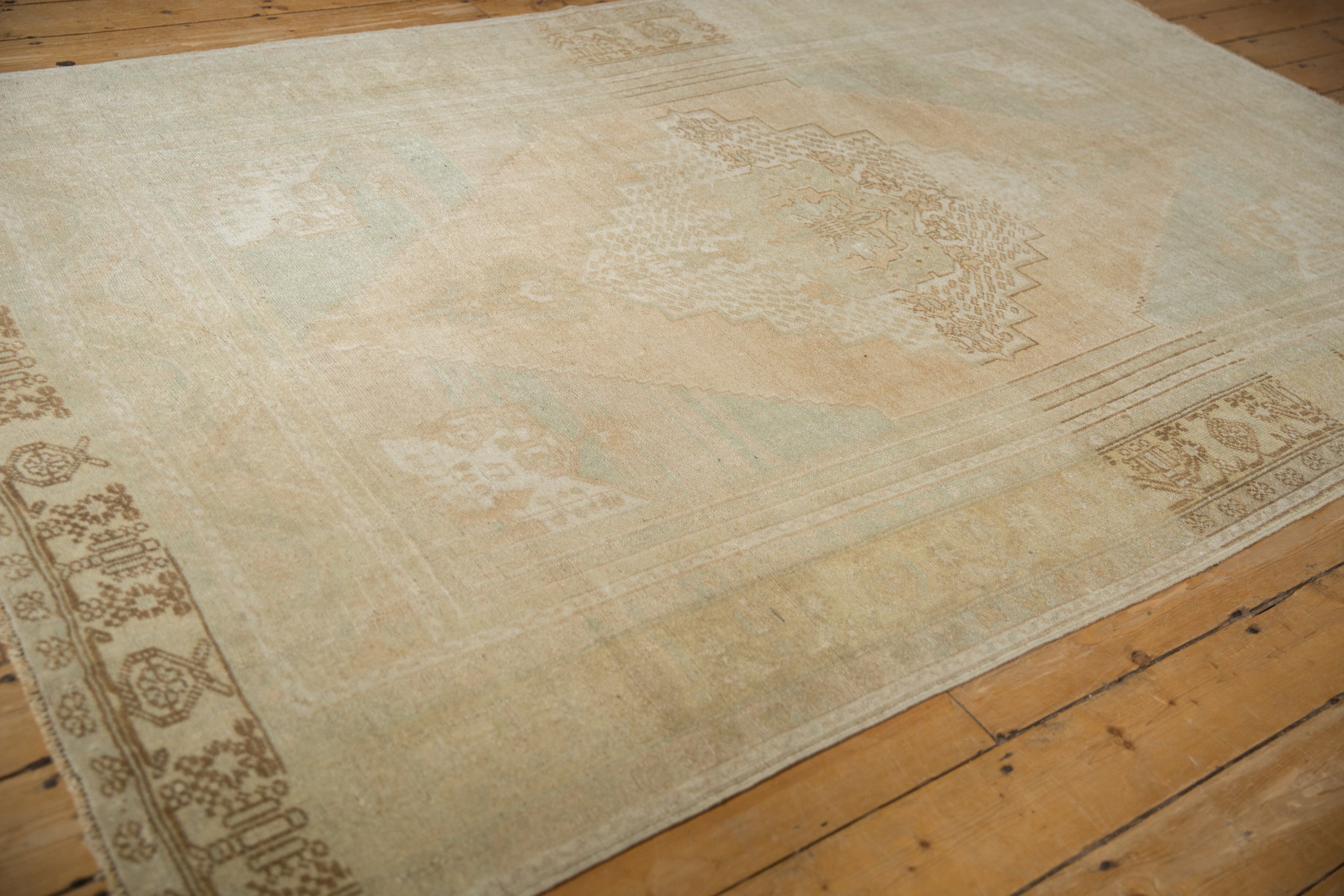 5.5x9 Vintage Distressed Oushak Carpet // ONH Item 12982, Image 4