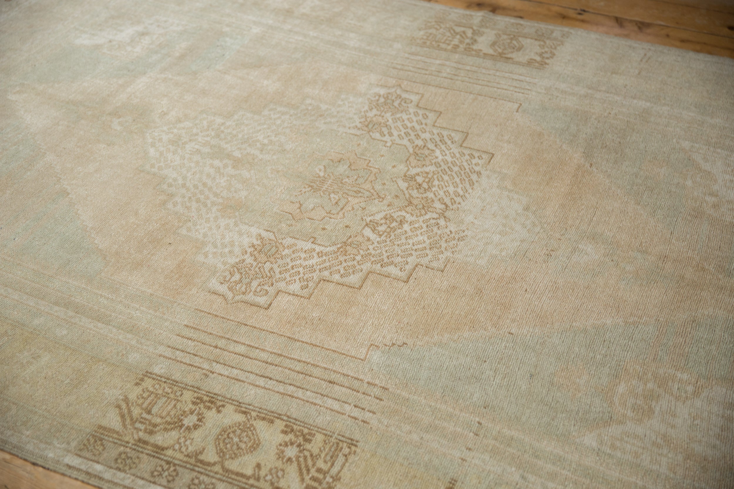 5.5x9 Vintage Distressed Oushak Carpet // ONH Item 12982, Image 5