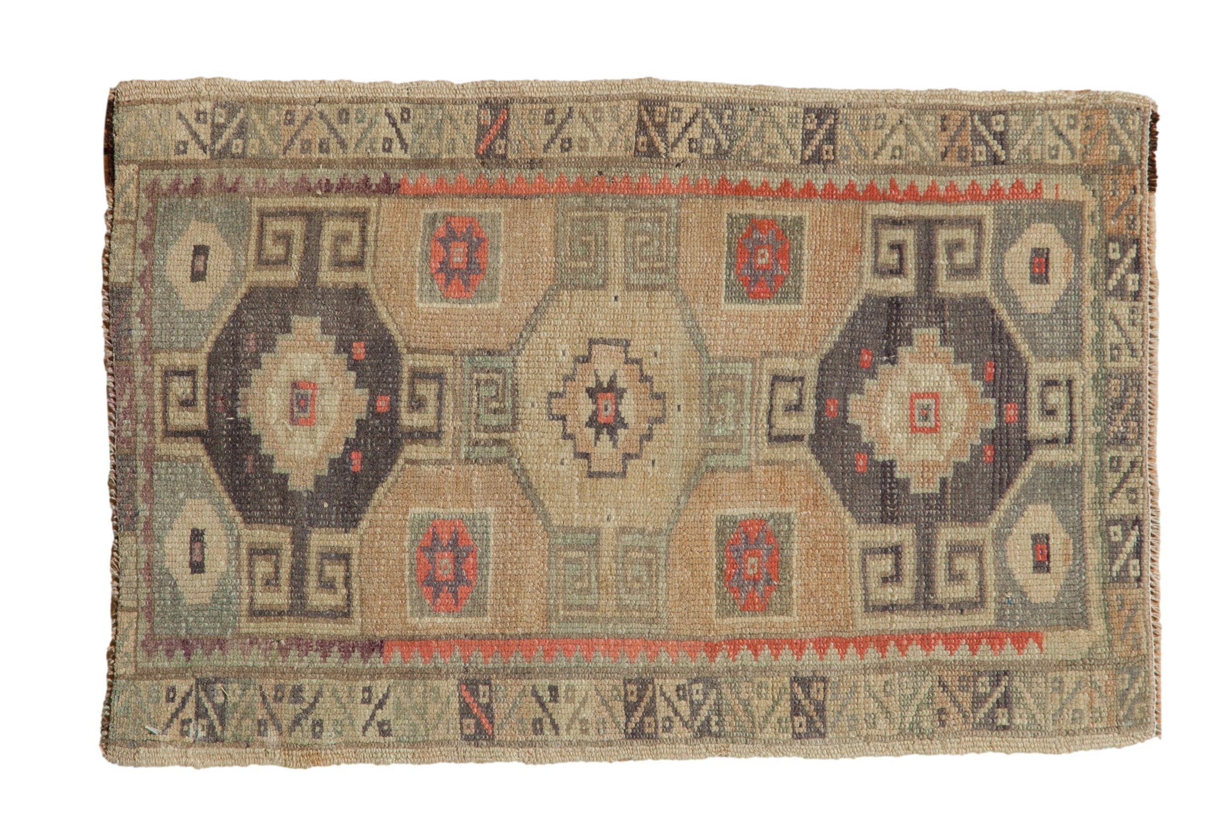 1.5x2.5 Vintage Distressed Kars Rug Mat // ONH Item 12993