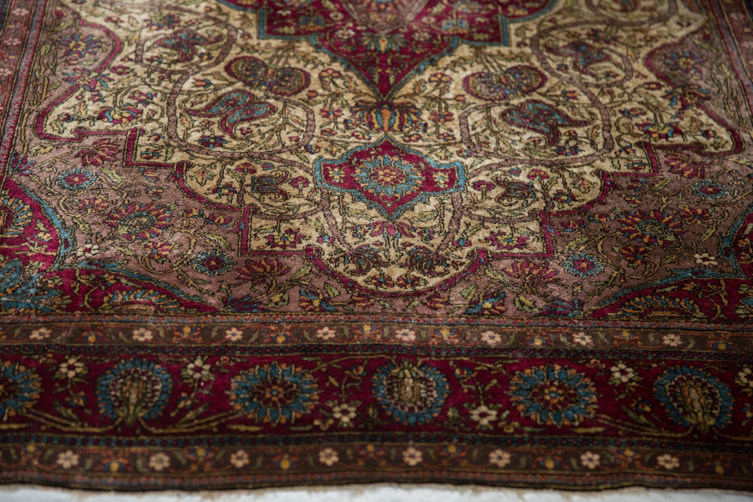 4.5x6.5 Antique Silk Mohtashem Kashan Rug // ONH Item 13066, Image 5