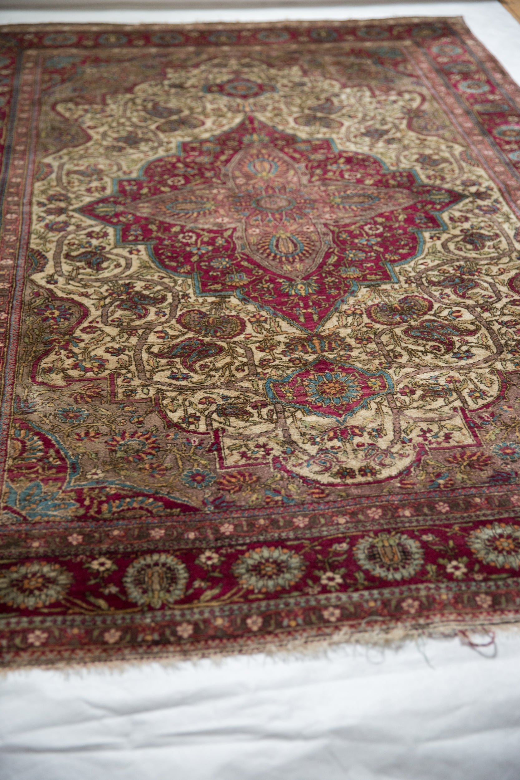 4.5x6.5 Antique Silk Mohtashem Kashan Rug // ONH Item 13066, Image 9
