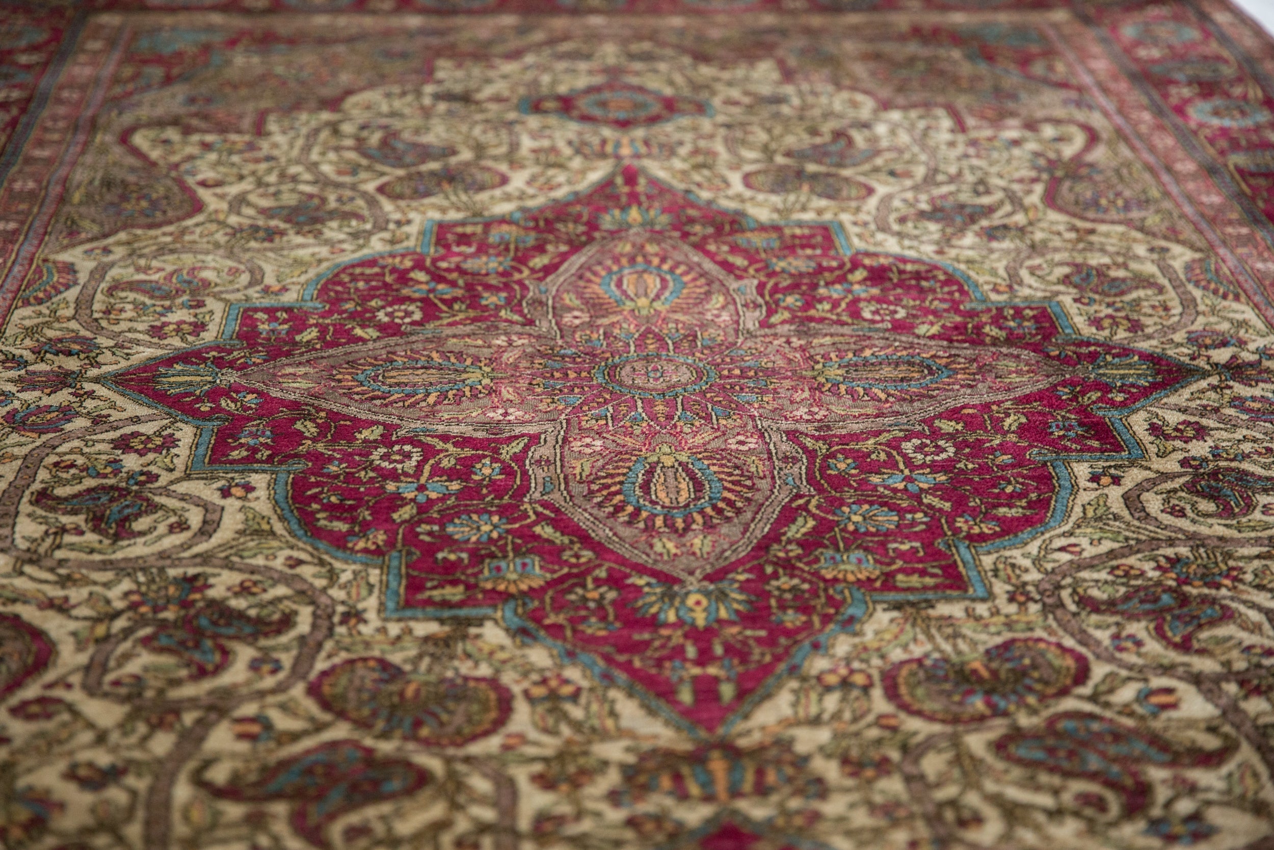 4.5x6.5 Antique Silk Mohtashem Kashan Rug // ONH Item 13066, Image 12