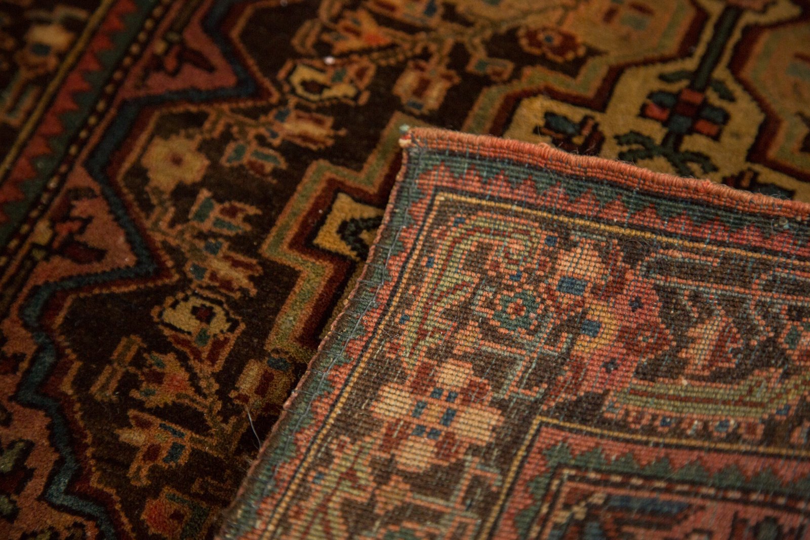 2x2 Vintage Farahan Sarouk Square Rug Mat // ONH Item 2564 Image 10