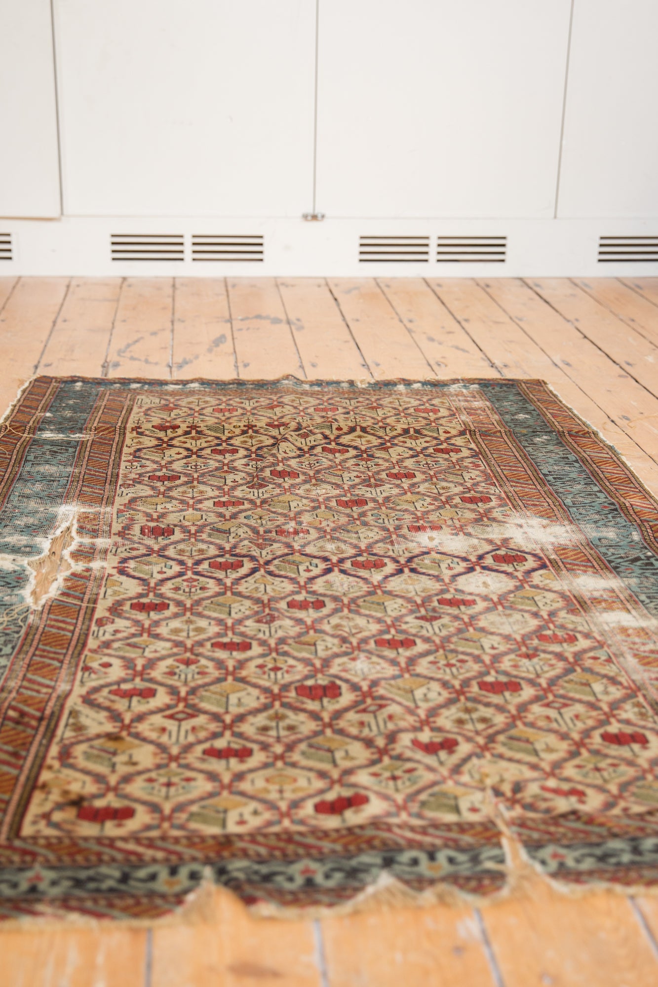 4x6 Distressed Antique Caucasian Marsali // ONH Item 2623 Image 6