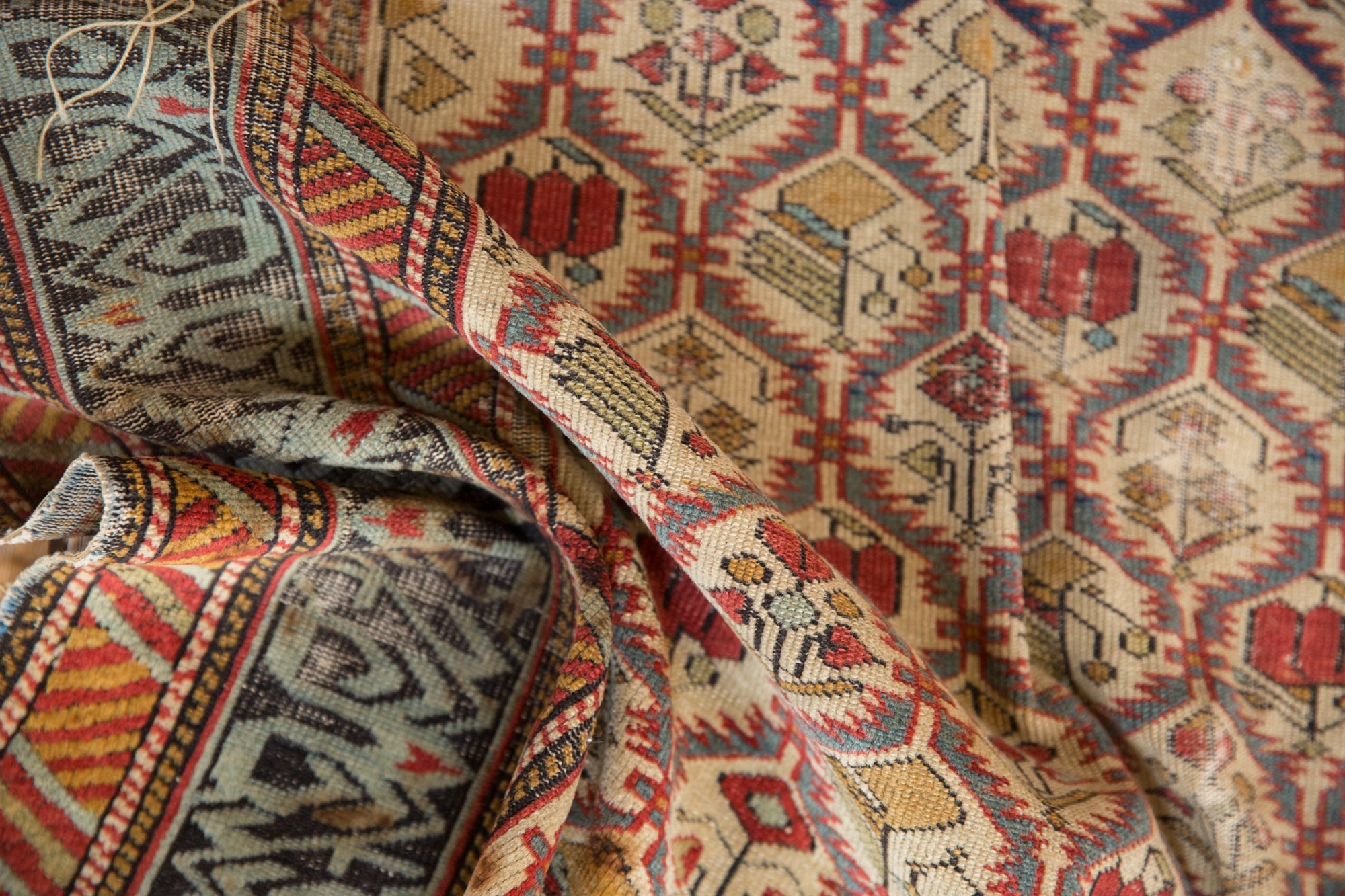 4x6 Distressed Antique Caucasian Marsali // ONH Item 2623 Image 8