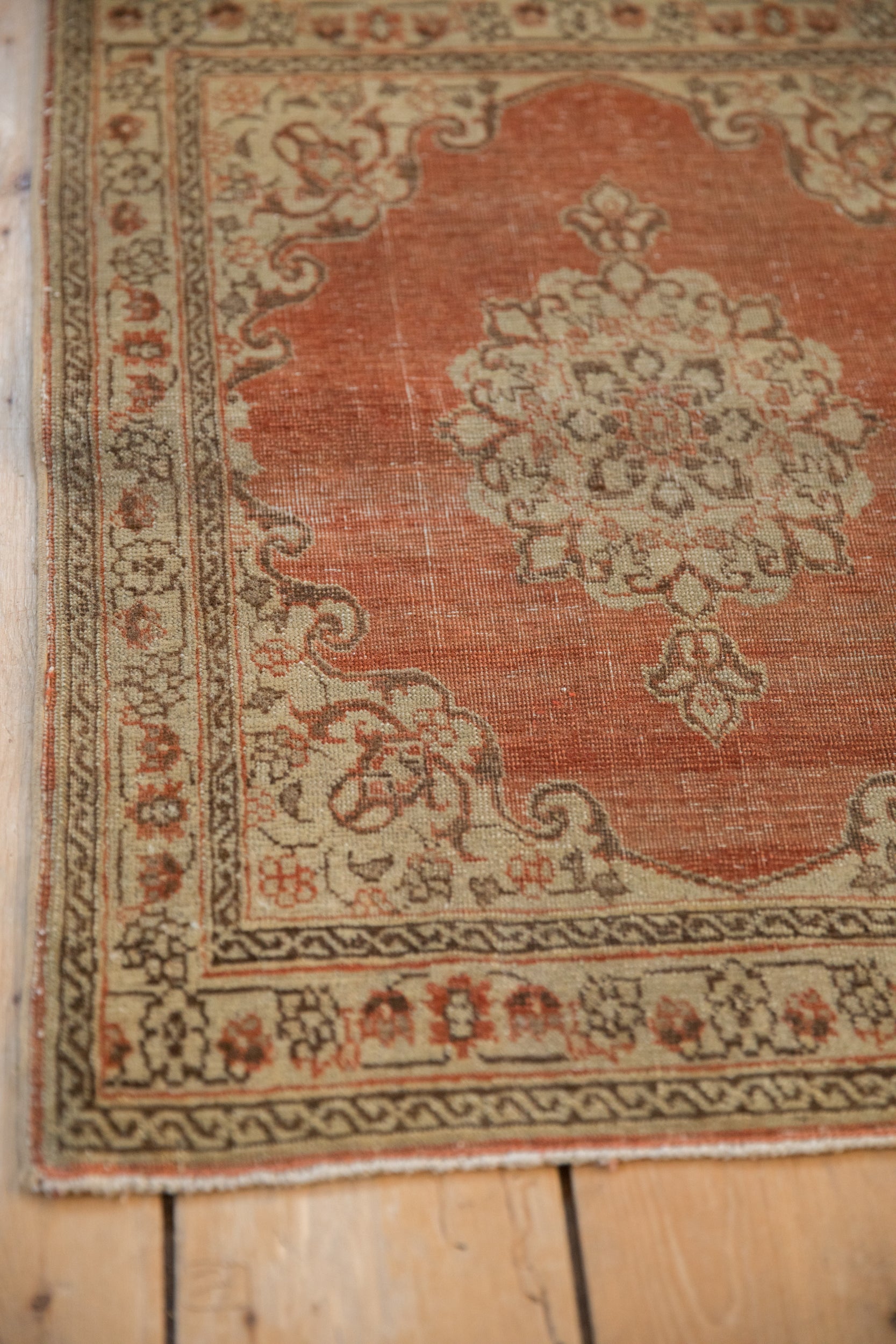 2x2.5 Distressed Antique Jalili Tabriz Rug Mat // ONH Item 2663 Image 4