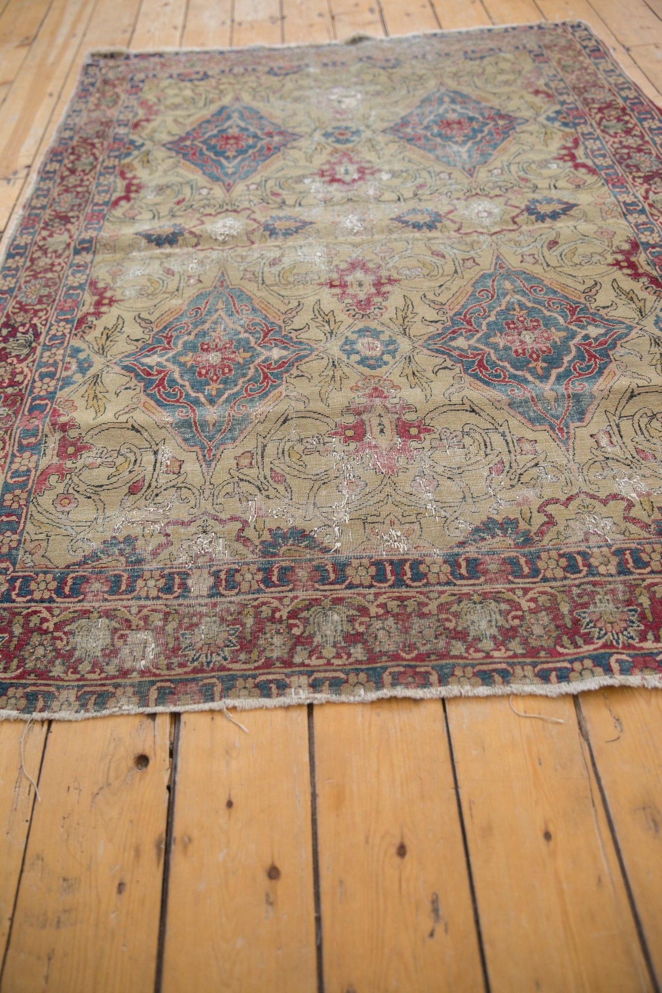4.5x6.5 Antique Kermanshah Rug // ONH Item 3740 Image 2