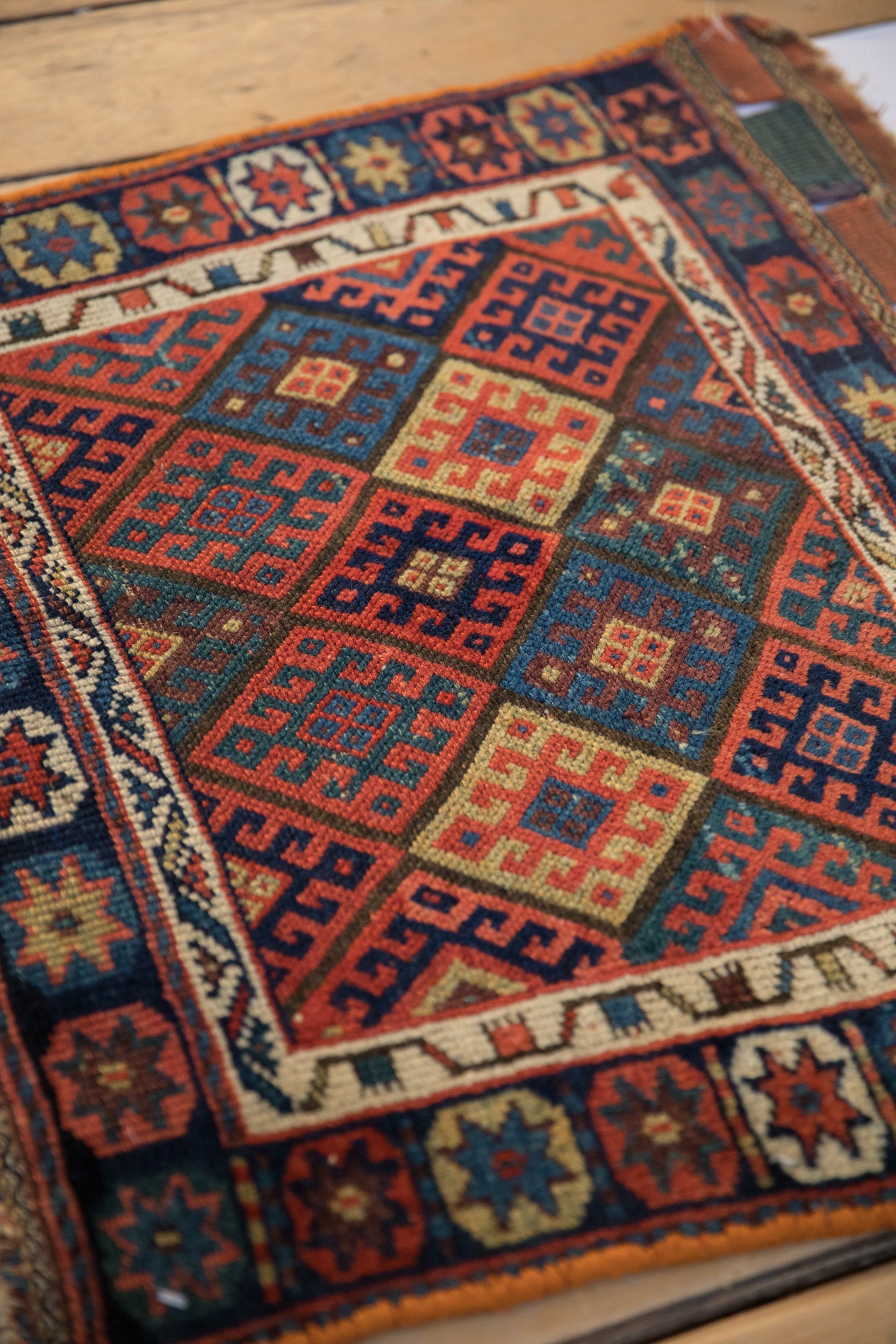 2.5x2 Antique Jaff Kurd Bag Face Square Rug Mat // ONH Item 3948 Image 4